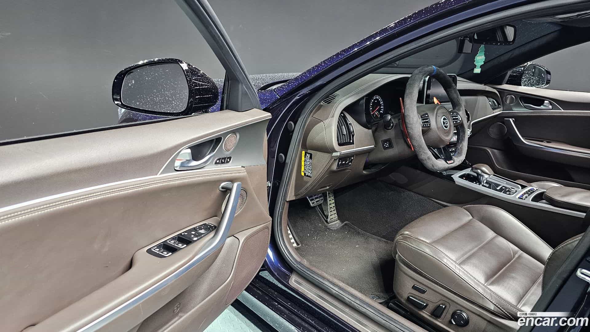Stinger Kia 2017.6-OPTION-017