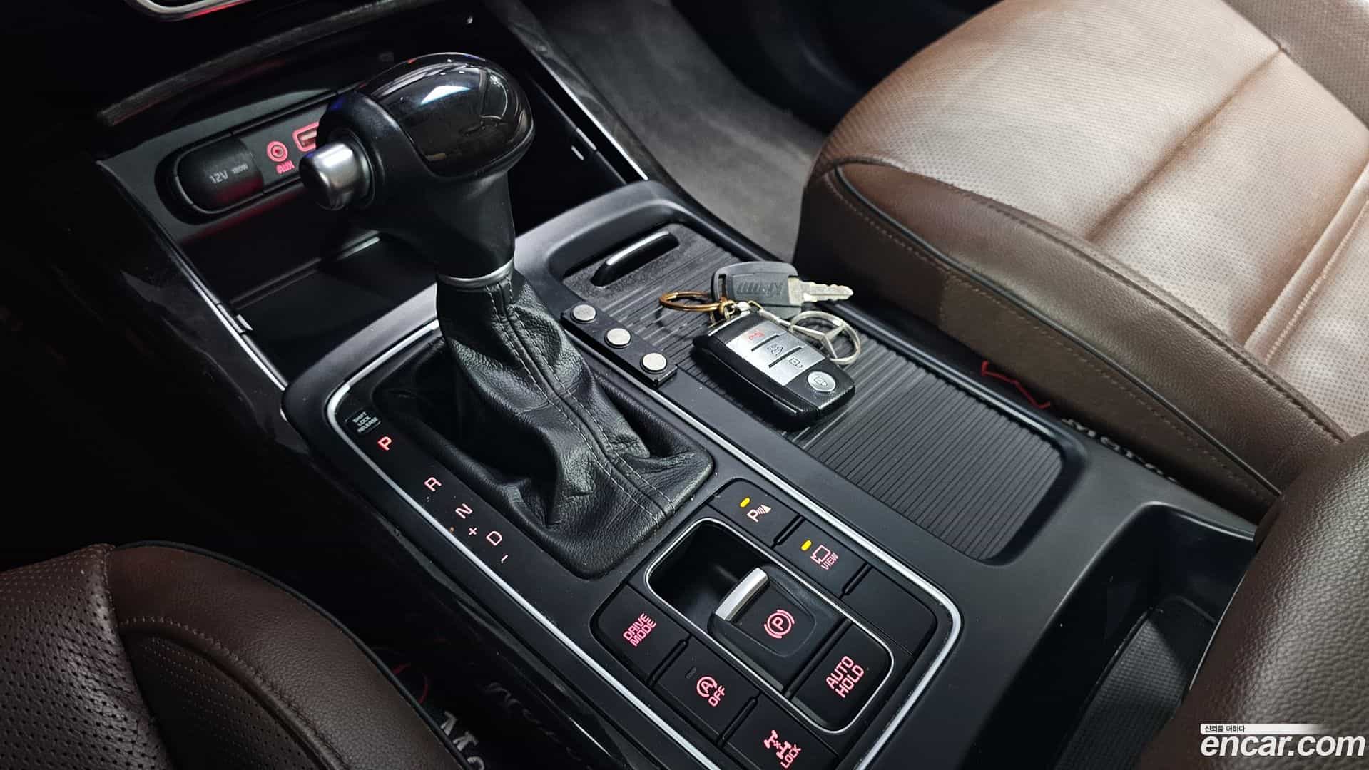 Sorento Kia 2017.6-INNER-009