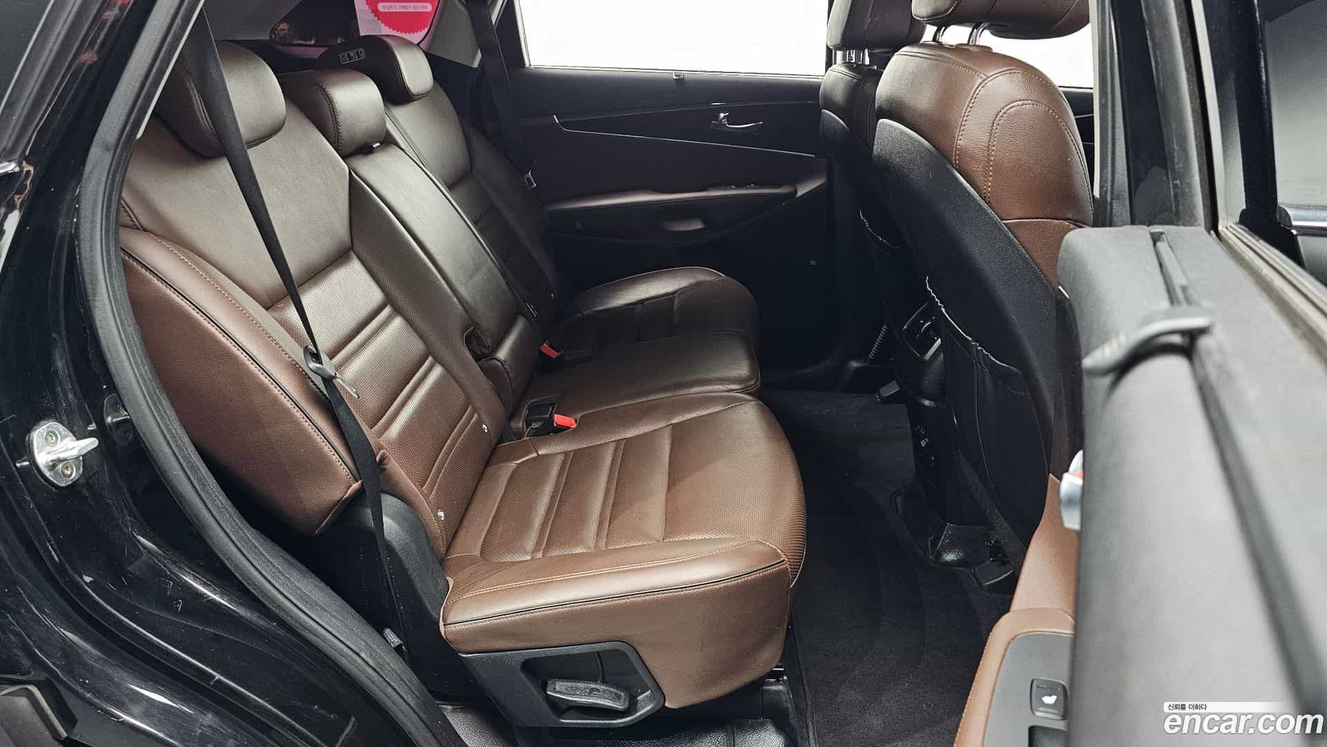 Sorento Kia 2017.6-OPTION-015