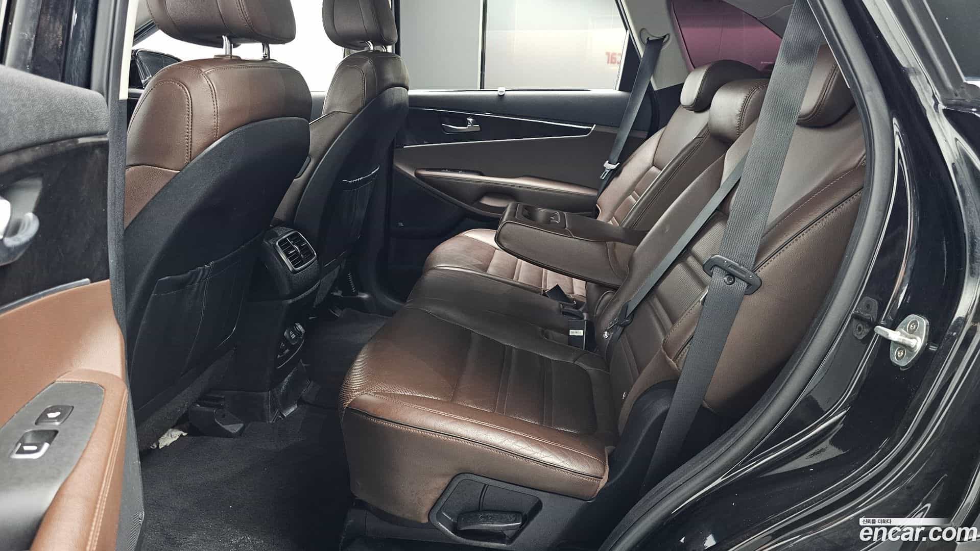 Sorento Kia 2017.6-OPTION-016