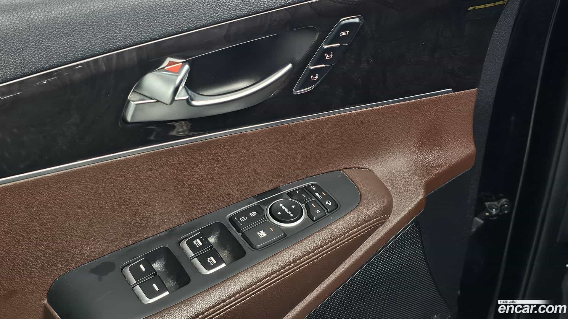 Sorento Kia 2017.6-OPTION-040