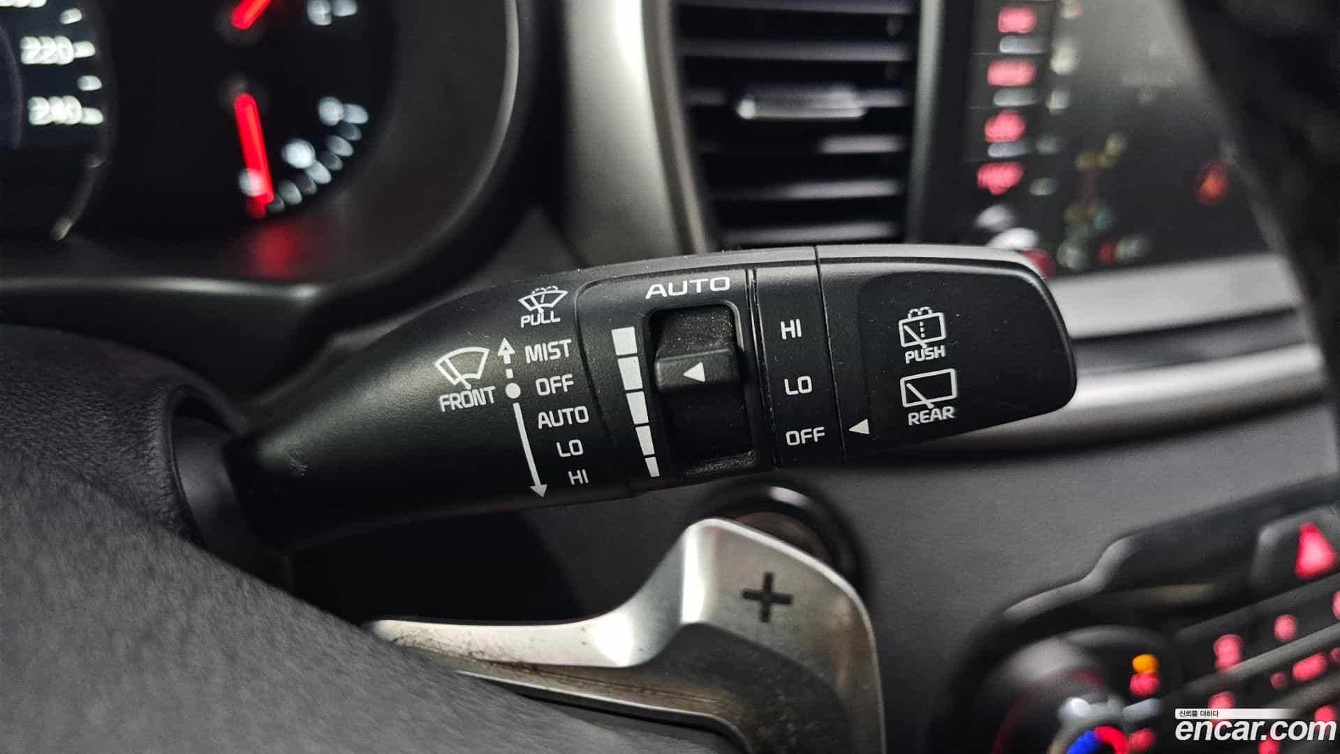 Sorento Kia 2017.6-OPTION-043