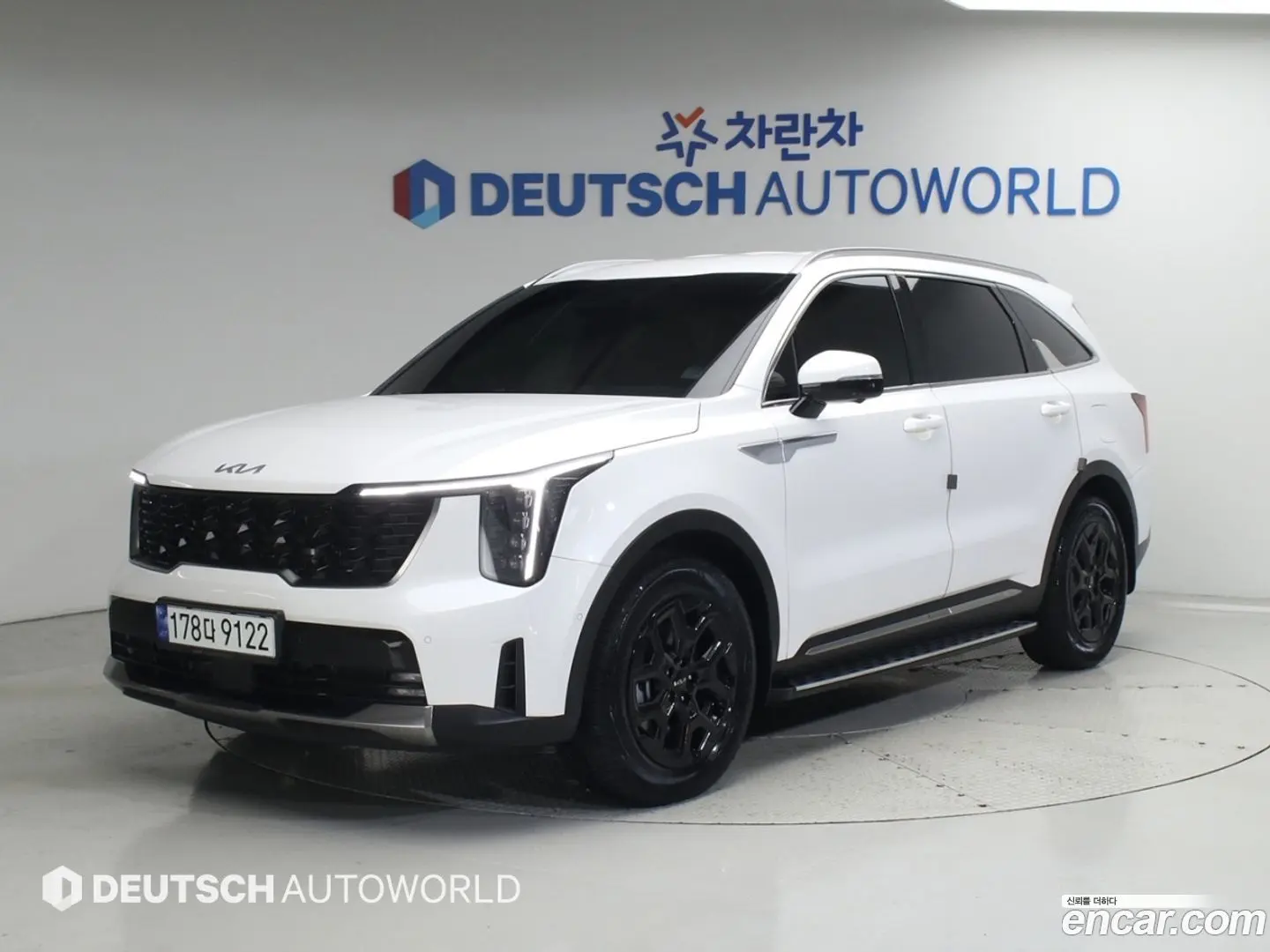 Main__Slider__Photo:Sorento Kia 2023.10-0
