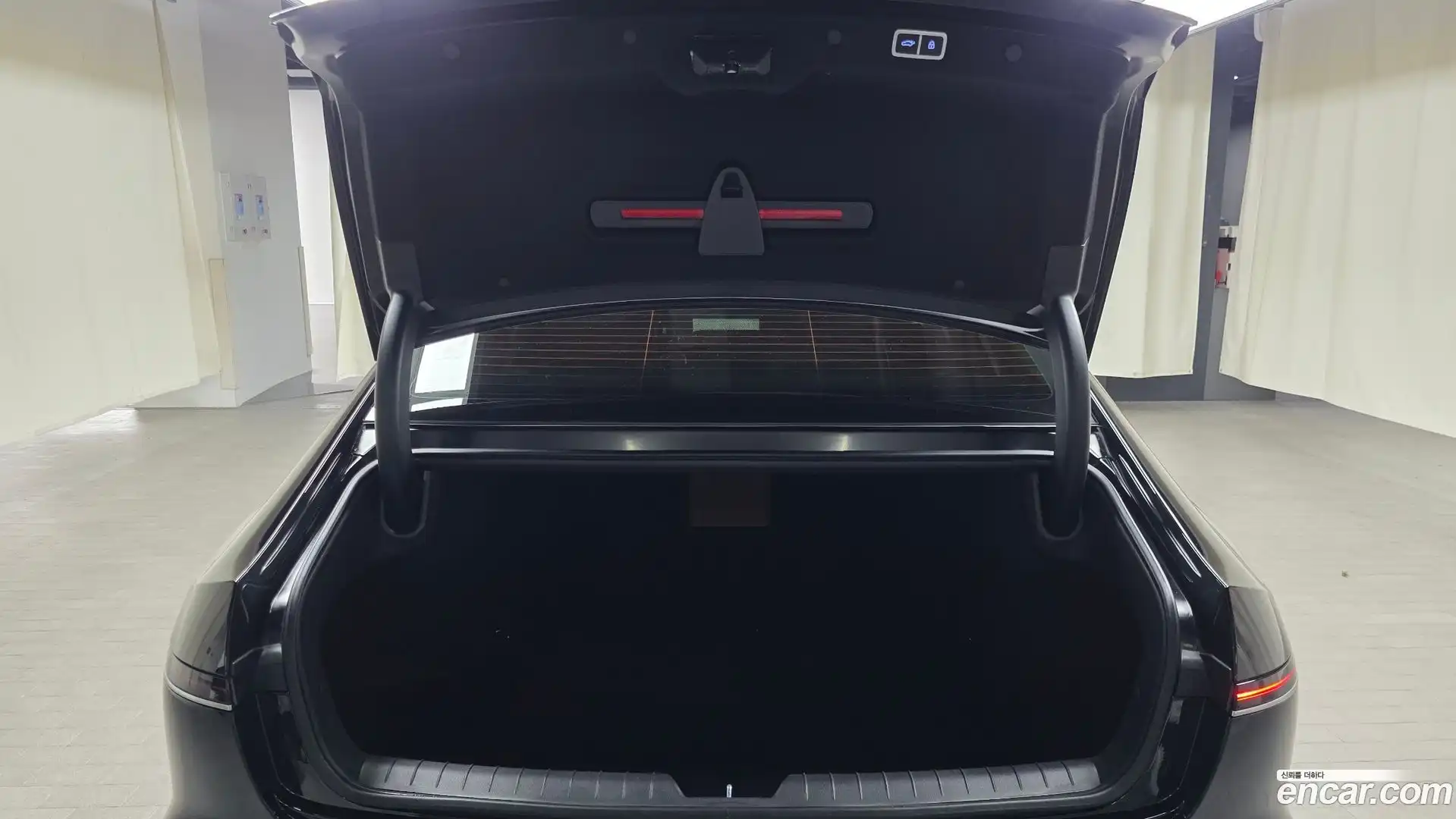 Grandeur Hyundai 2023.2-OPTION-024