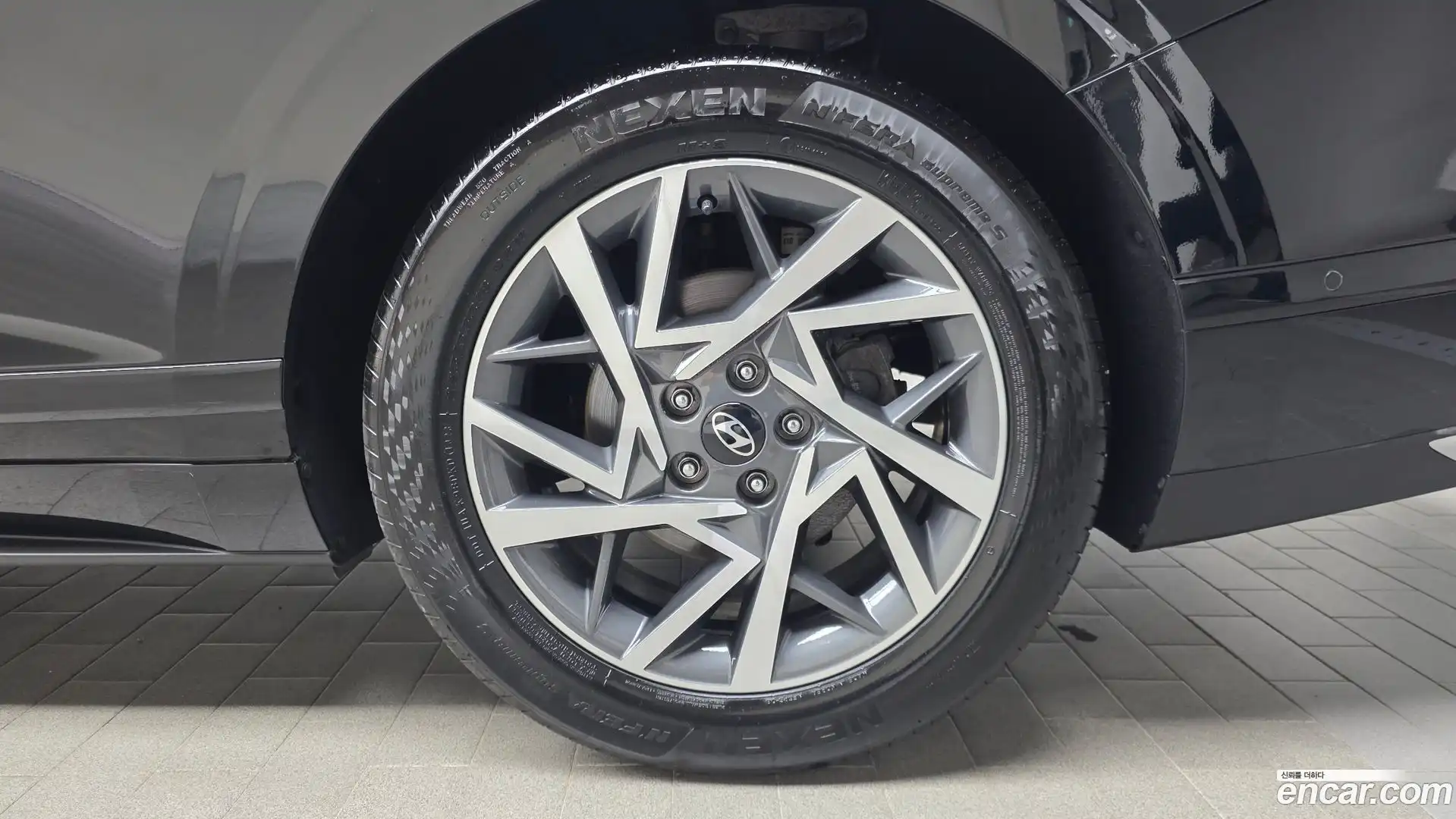 Grandeur Hyundai 2023.2-OUTER-031