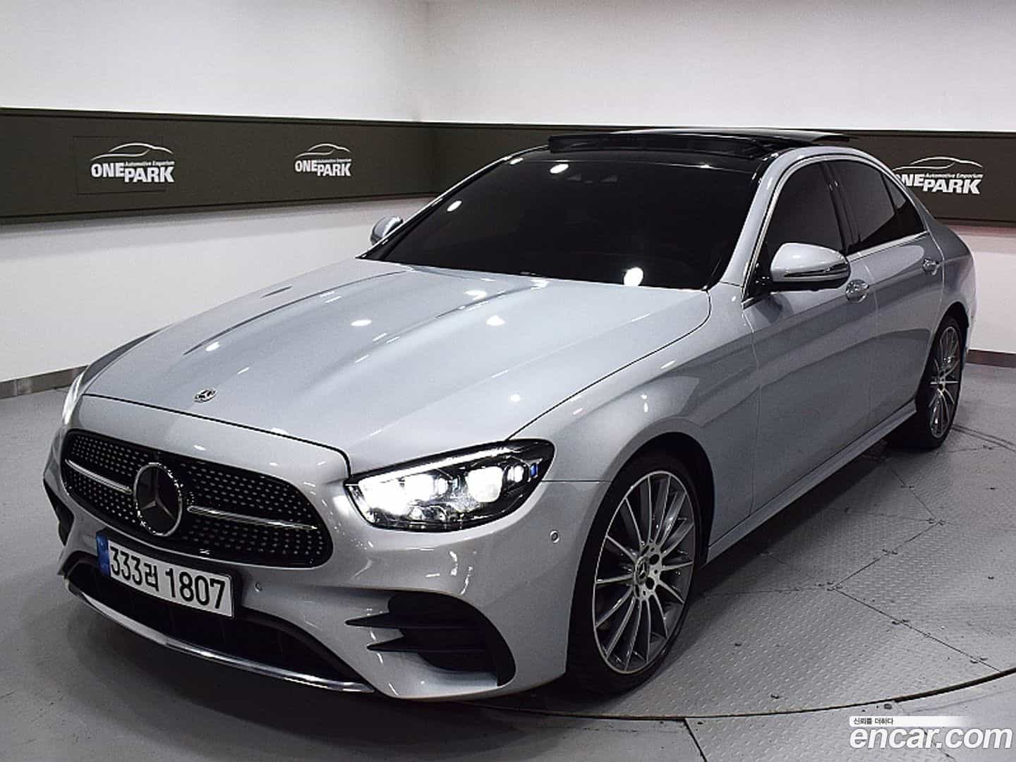 E-Class Mercedes-Benz 2022.5-OUTER-001