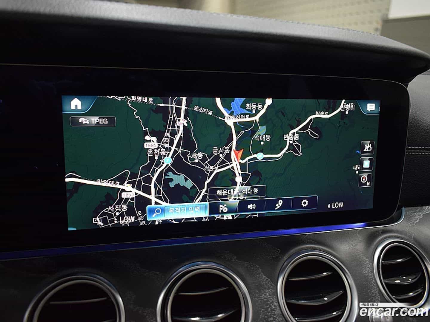 E-Class Mercedes-Benz 2022.5-OUTER-005