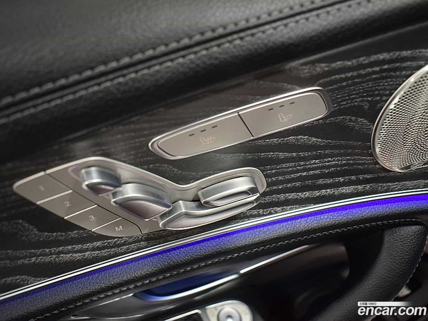 E-Class Mercedes-Benz 2022.5-OPTION-017