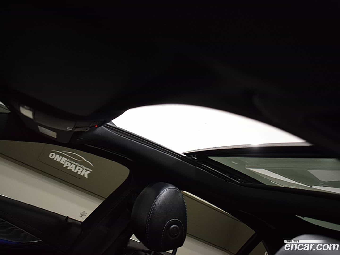 E-Class Mercedes-Benz 2022.5-OPTION-021
