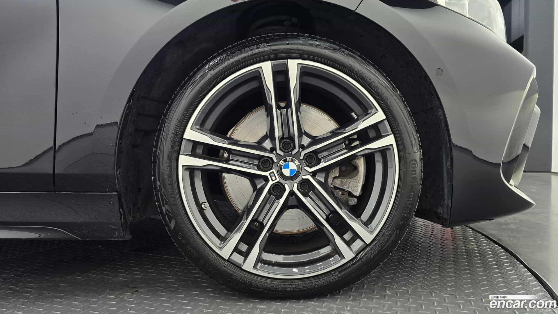 1-Series BMW 2024.4-OUTER-031