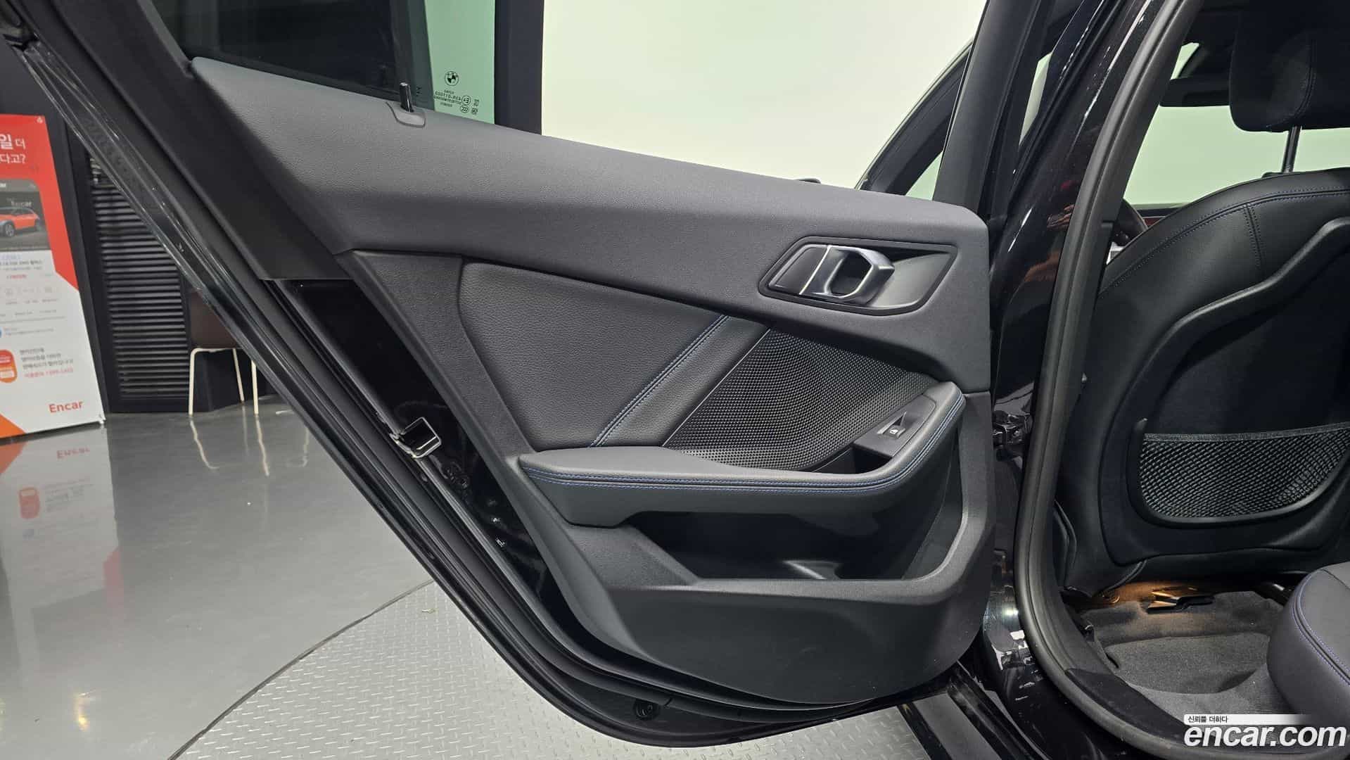 1-Series BMW 2024.4-INNER-035