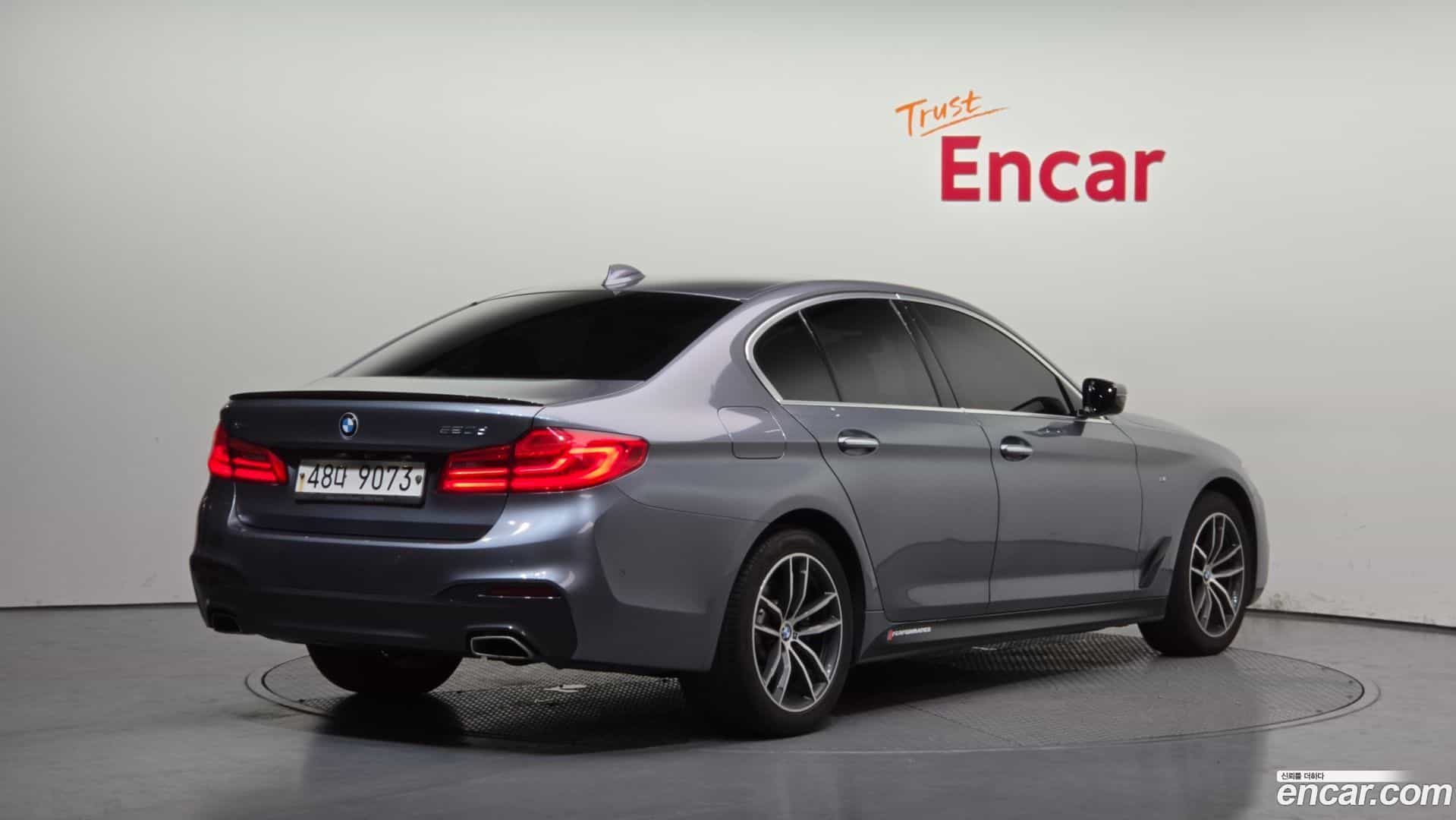 5-Series BMW 2018.1-OUTER-002