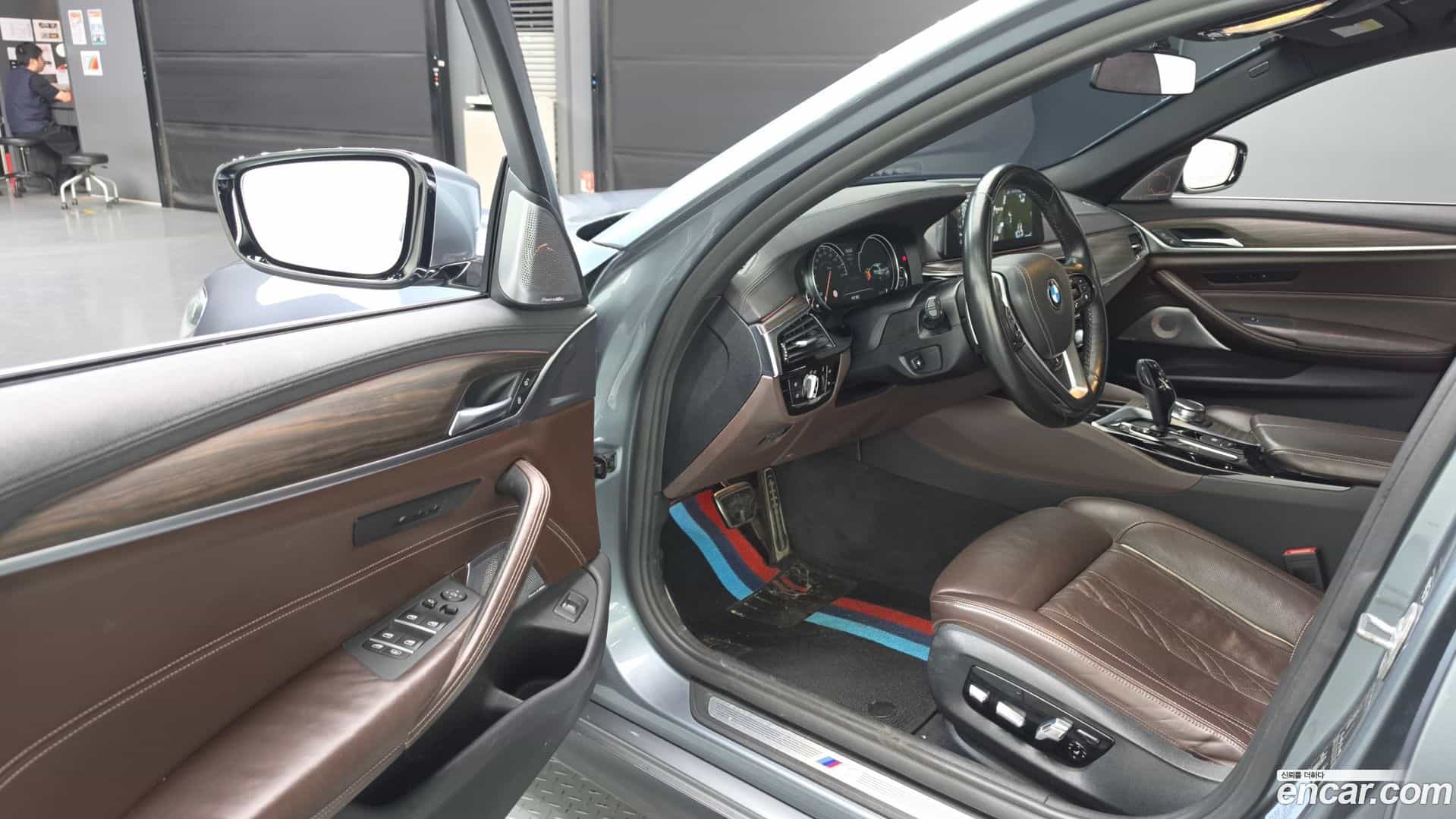 5-Series BMW 2018.1-INNER-010