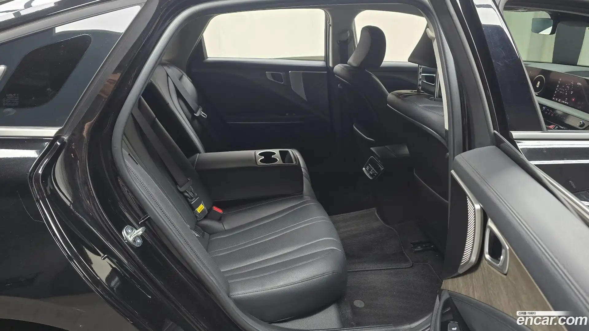 K8 Kia 2023.4-OPTION-015