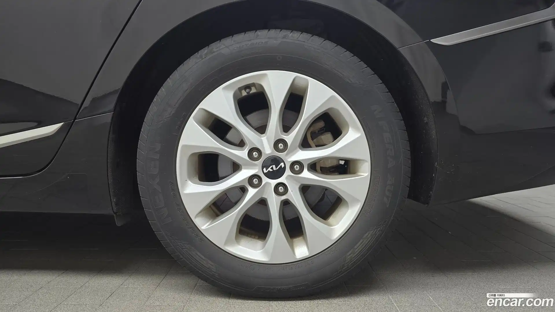 K8 Kia 2023.4-OUTER-031