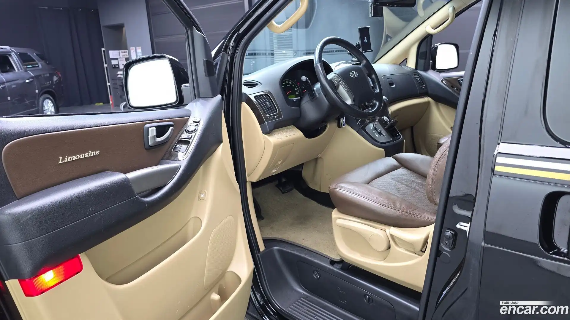 Starex Hyundai 2015.4-INNER-010