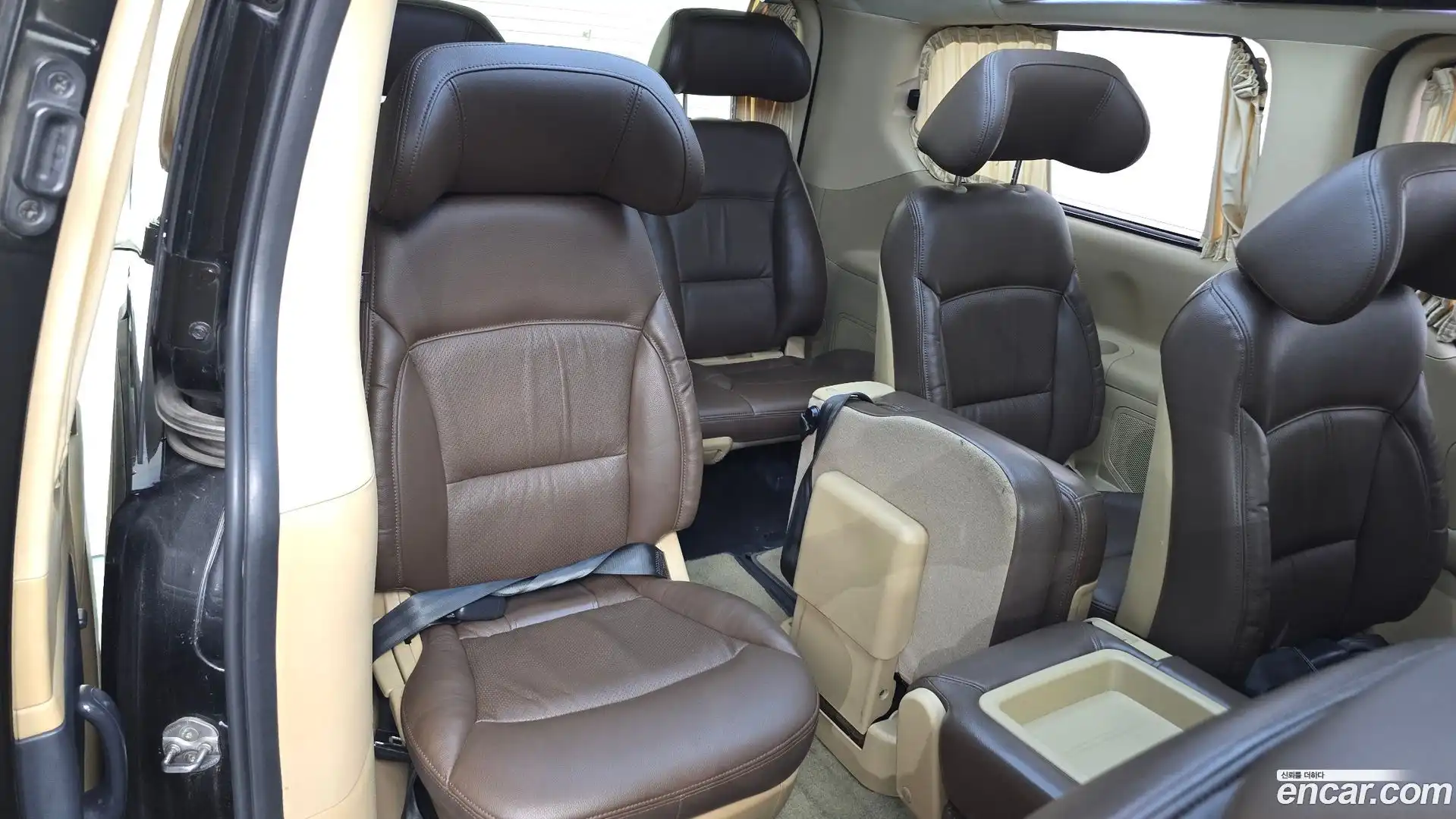 Starex Hyundai 2015.4-OPTION-017