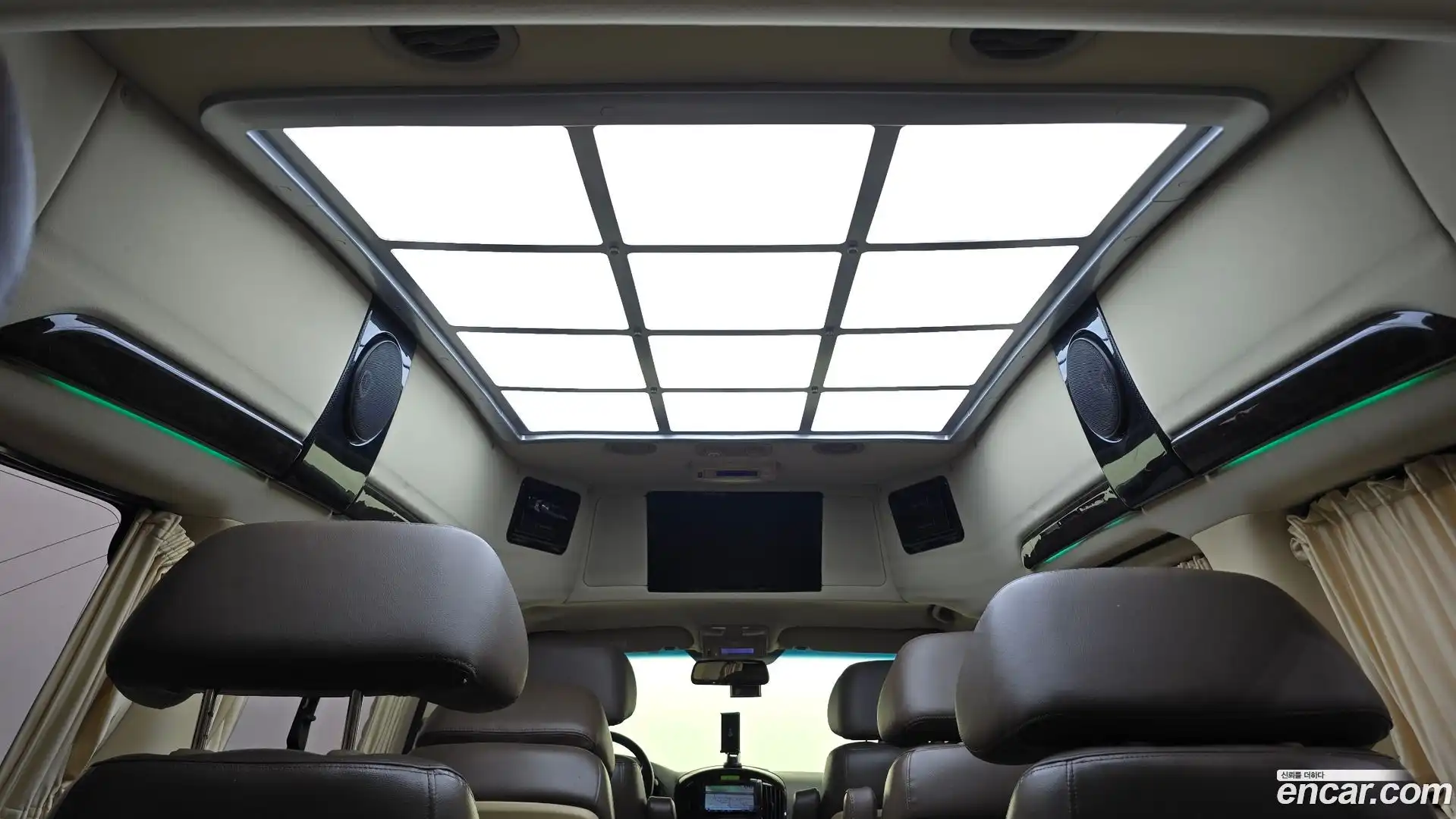 Starex Hyundai 2015.4-OPTION-023