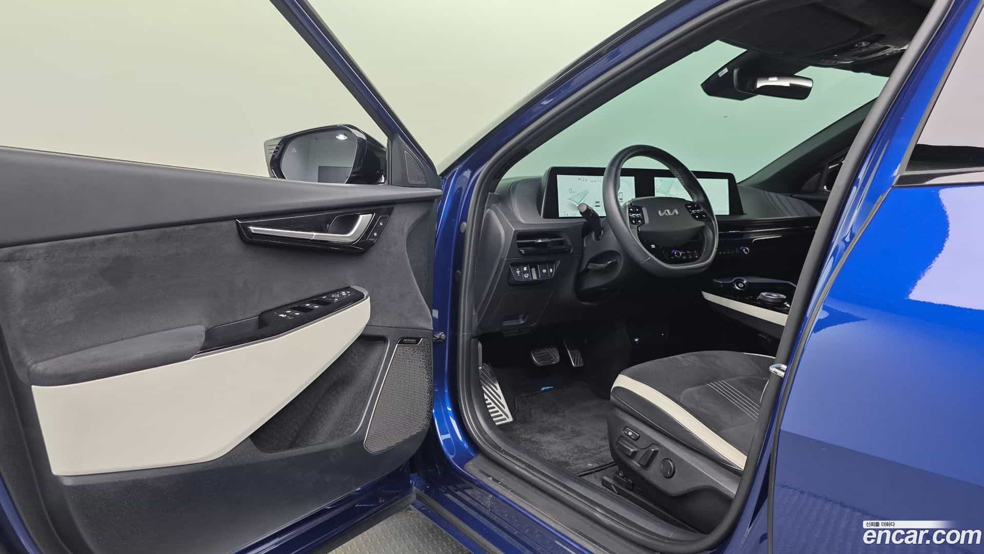 EV6 Kia 2022.10-INNER-010