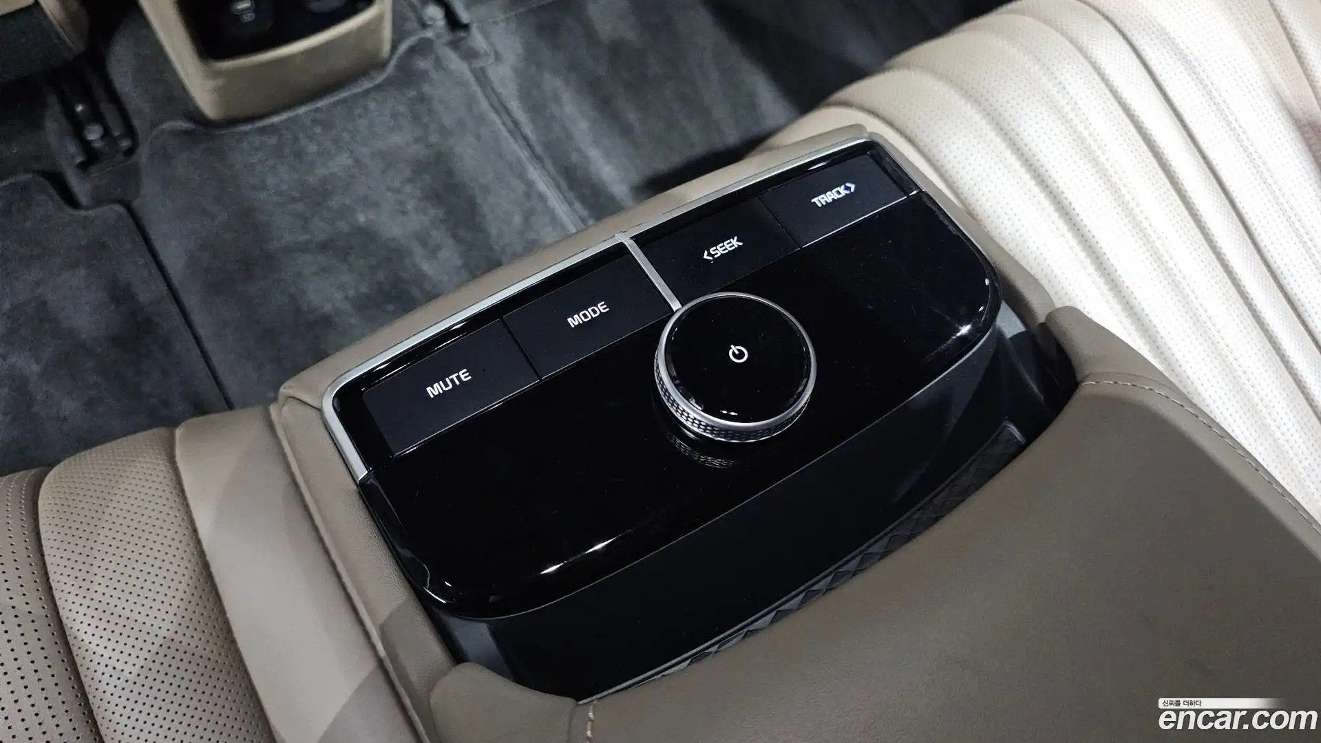 K8 Kia 2022.5-OPTION-046
