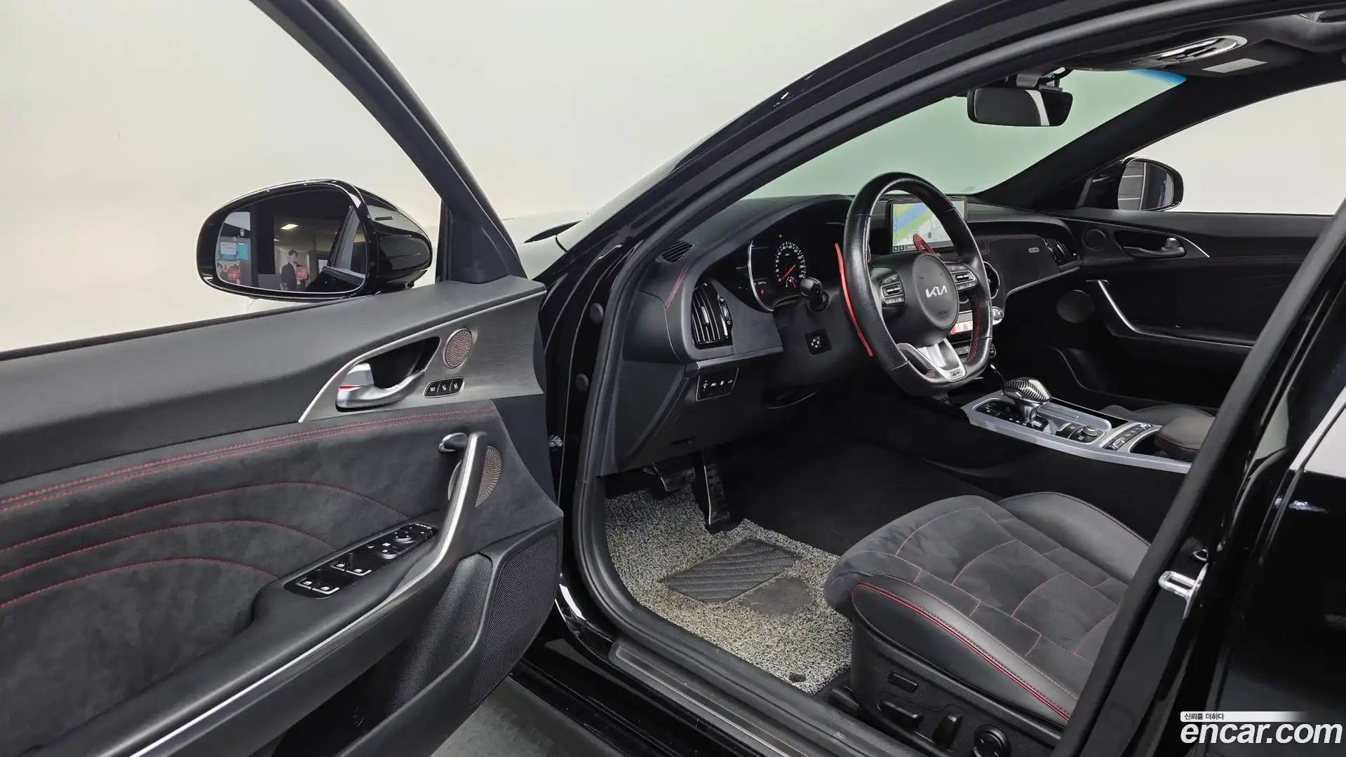 Stinger Kia 2022.3-INNER-010