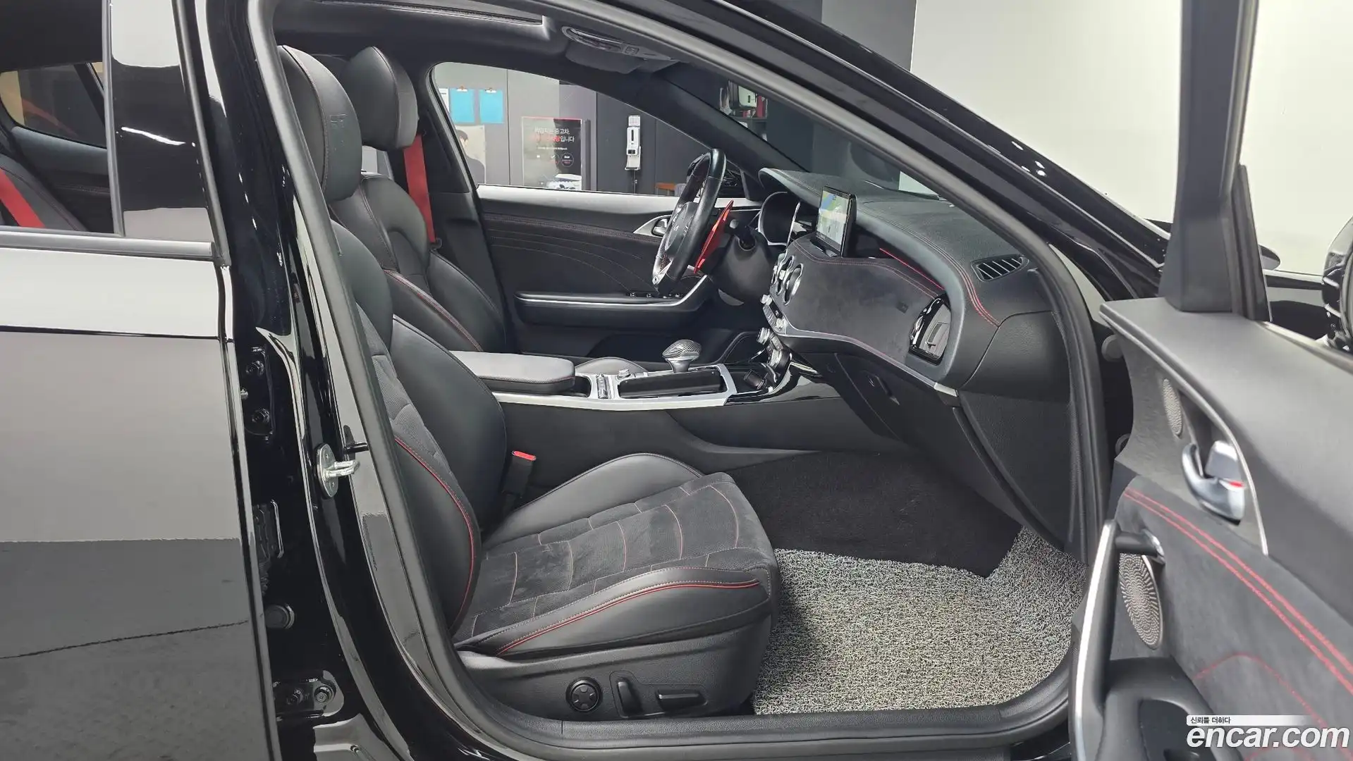 Stinger Kia 2022.3-OPTION-015