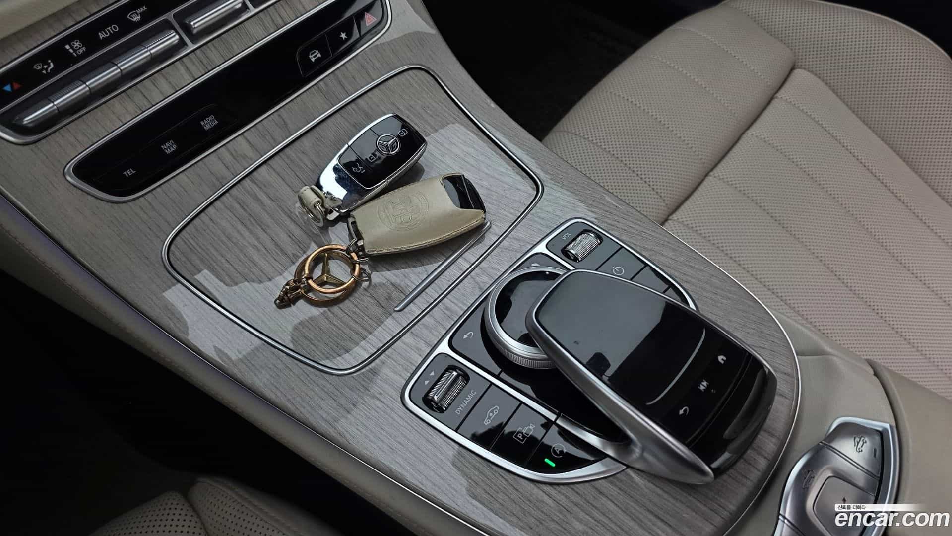 E-Class Mercedes-Benz 2023.11-OPTION-023