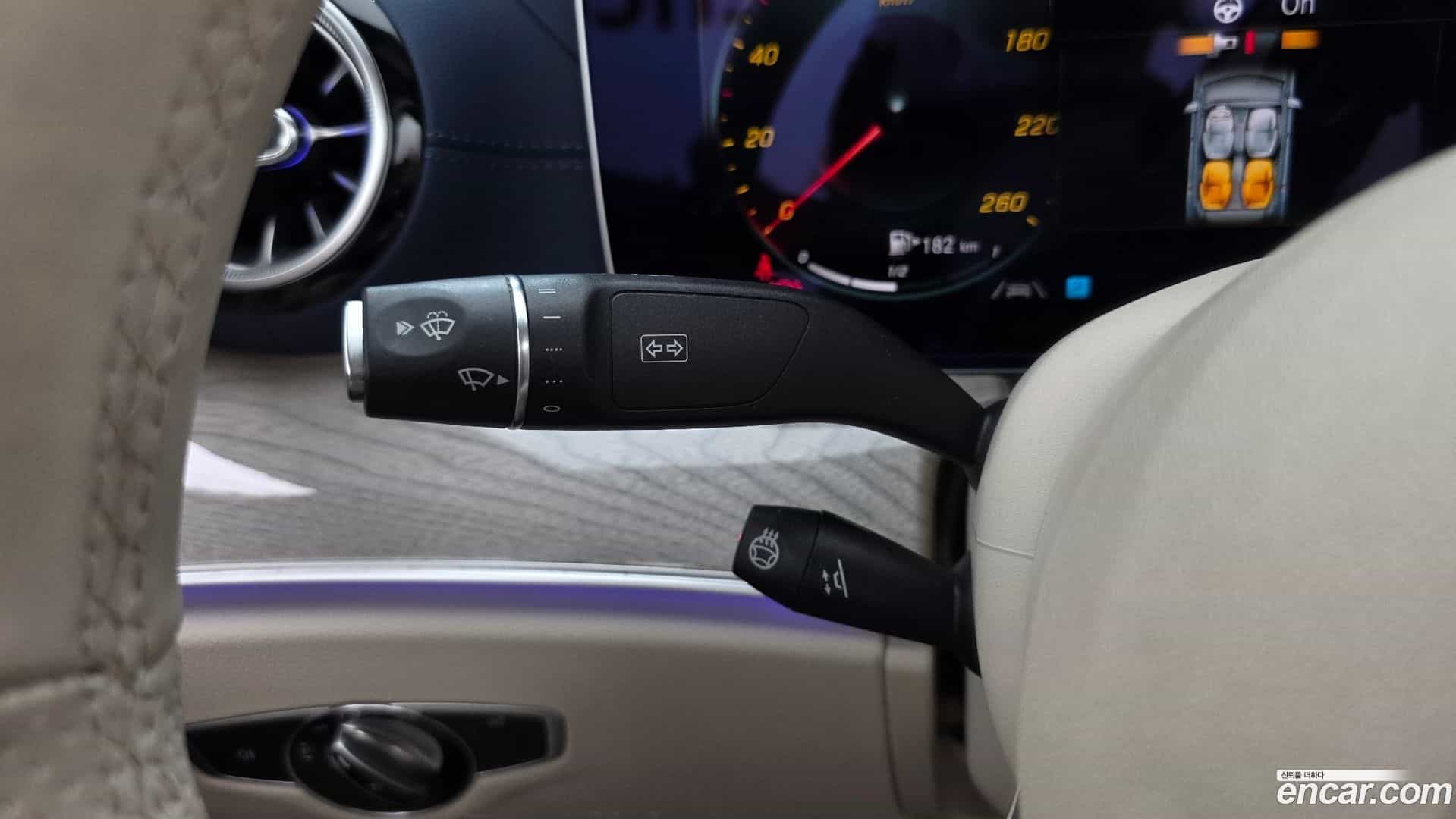 E-Class Mercedes-Benz 2023.11-OPTION-024