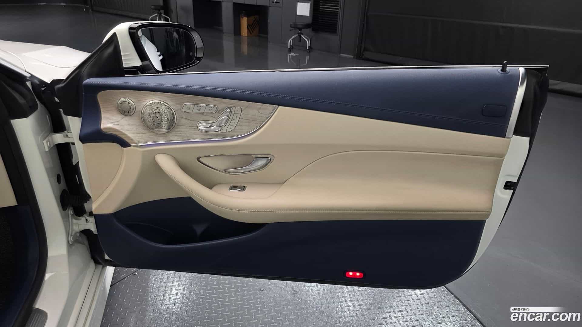 E-Class Mercedes-Benz 2023.11-INNER-035