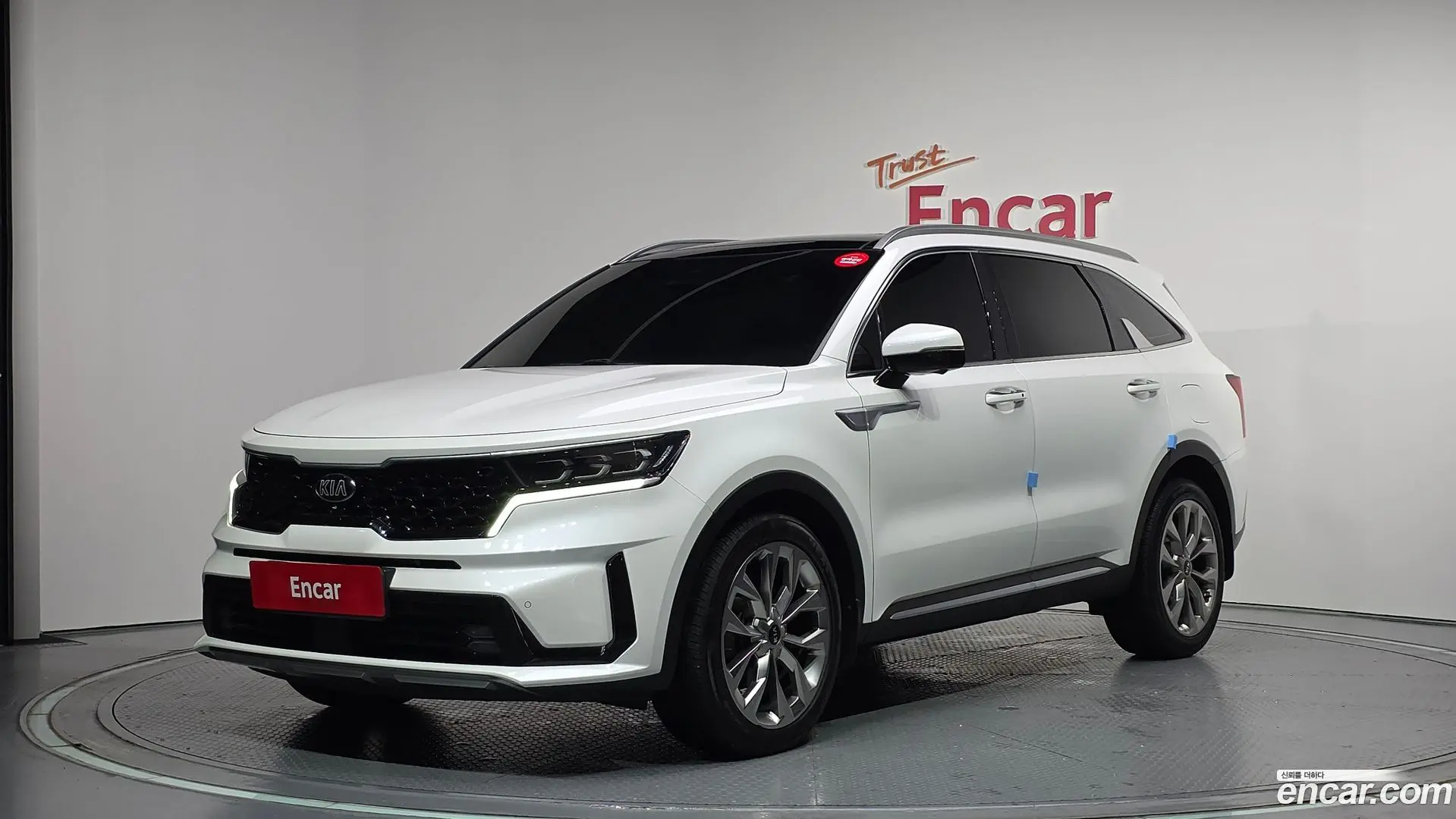 Main__Slider__Photo:Sorento Kia 2020.6-0