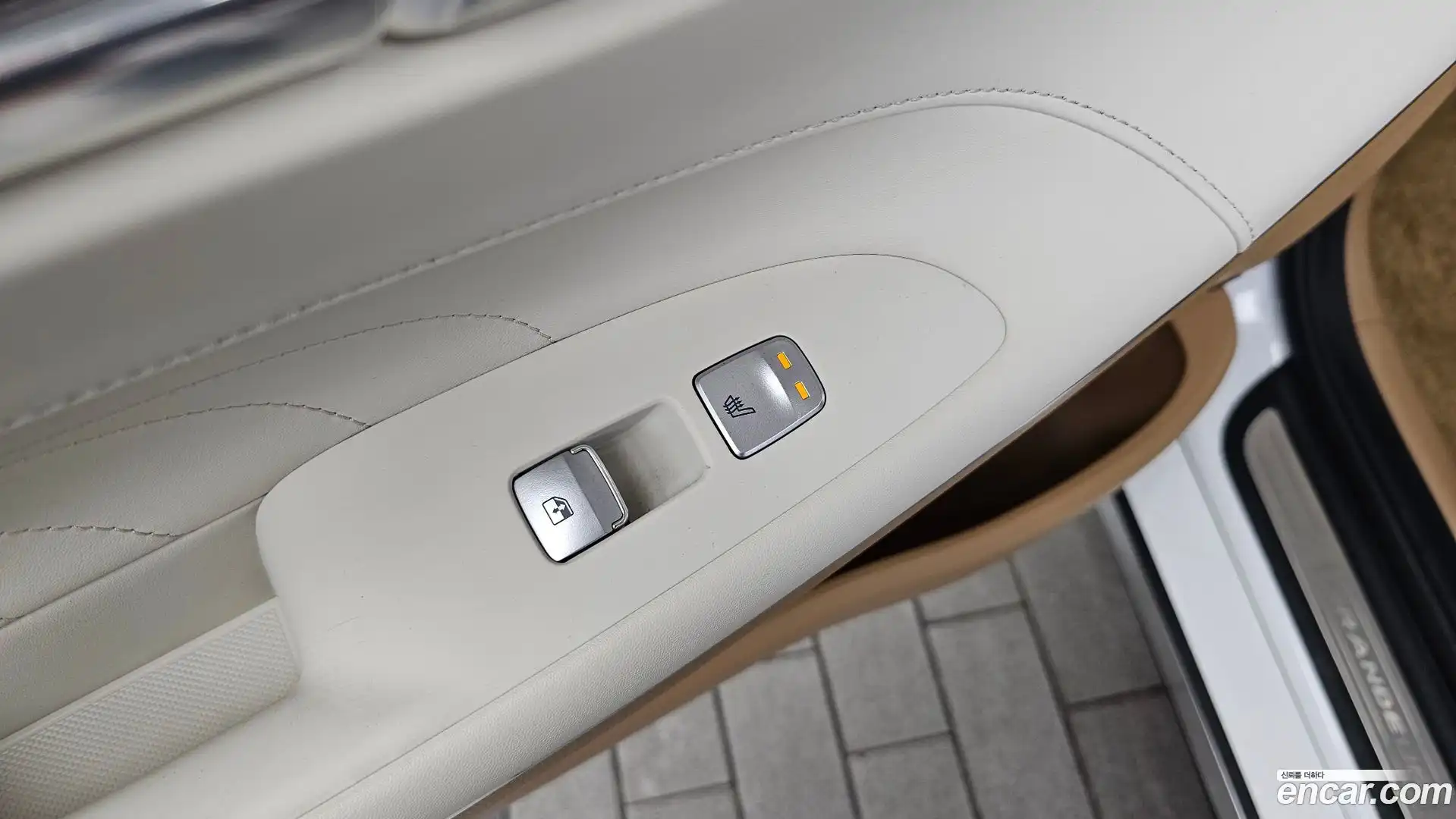Grandeur Hyundai 2020.8-OPTION-023