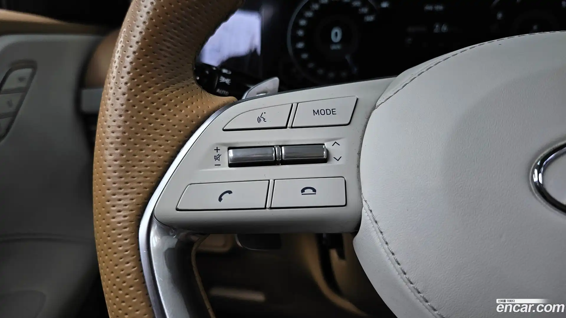 Grandeur Hyundai 2020.8-OPTION-046