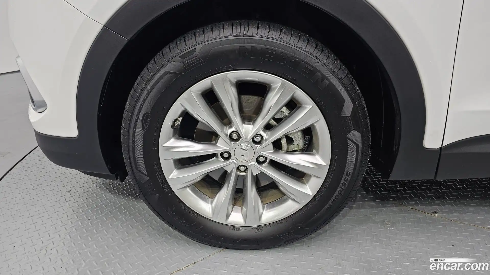 Santafe Hyundai 2017.1-OUTER-005