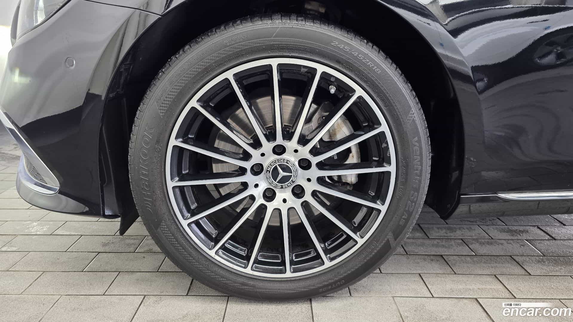 E-Class Mercedes-Benz 2022.3-OUTER-005