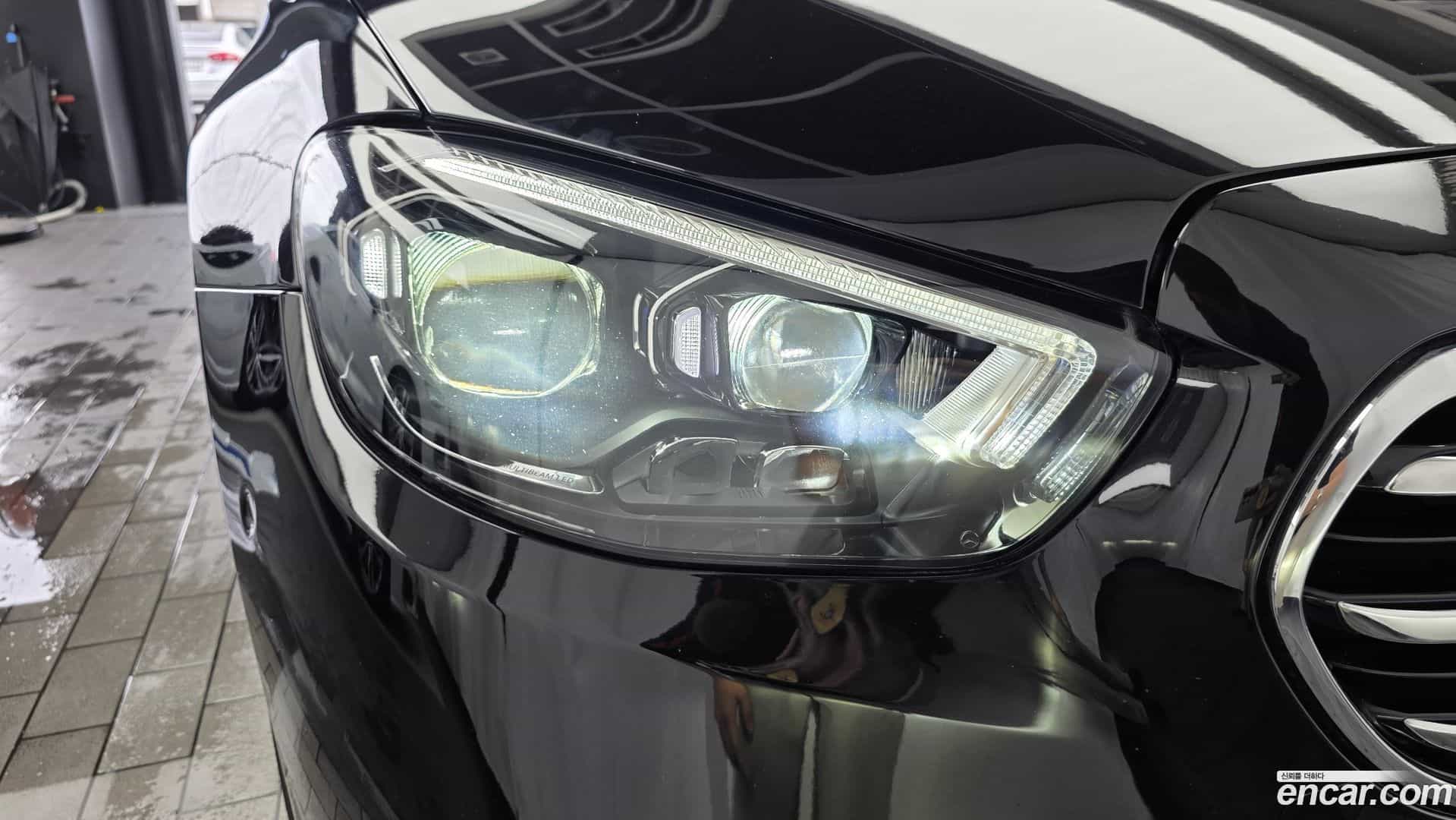 E-Class Mercedes-Benz 2022.3-OUTER-032
