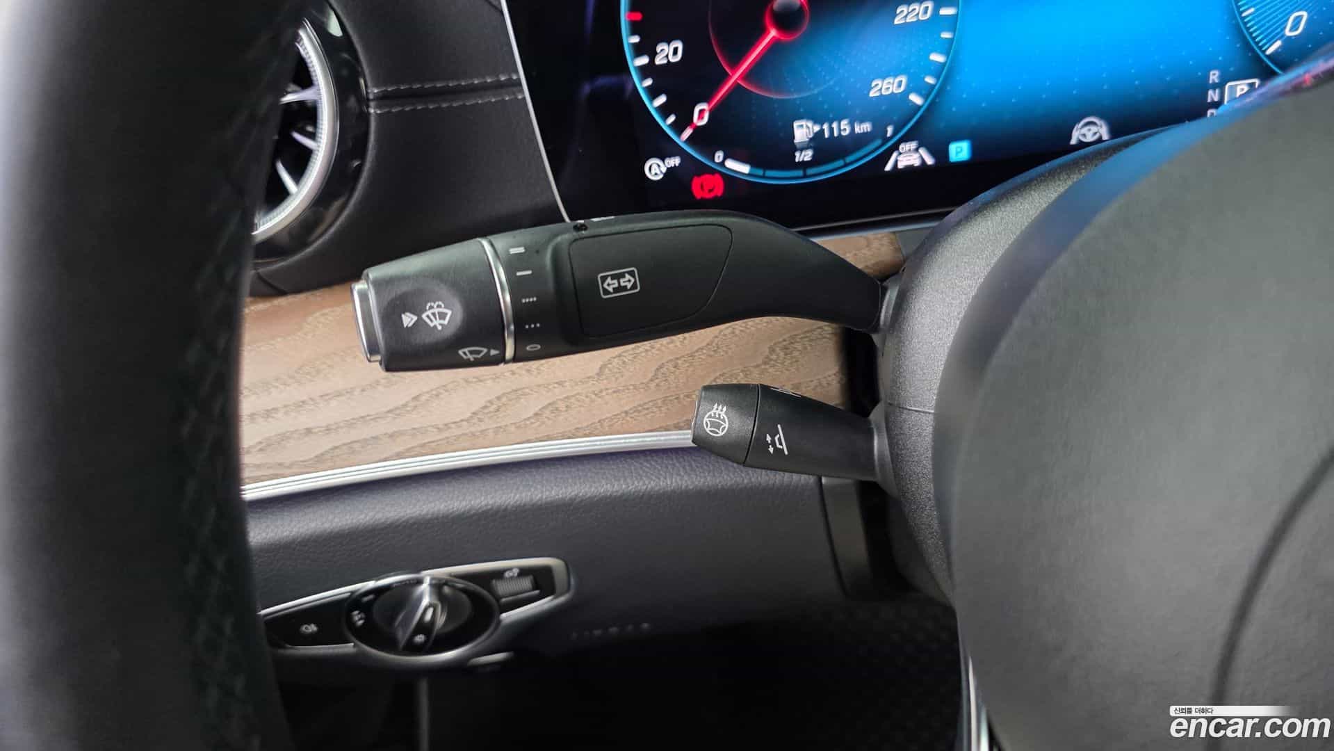 E-Class Mercedes-Benz 2022.3-OPTION-043