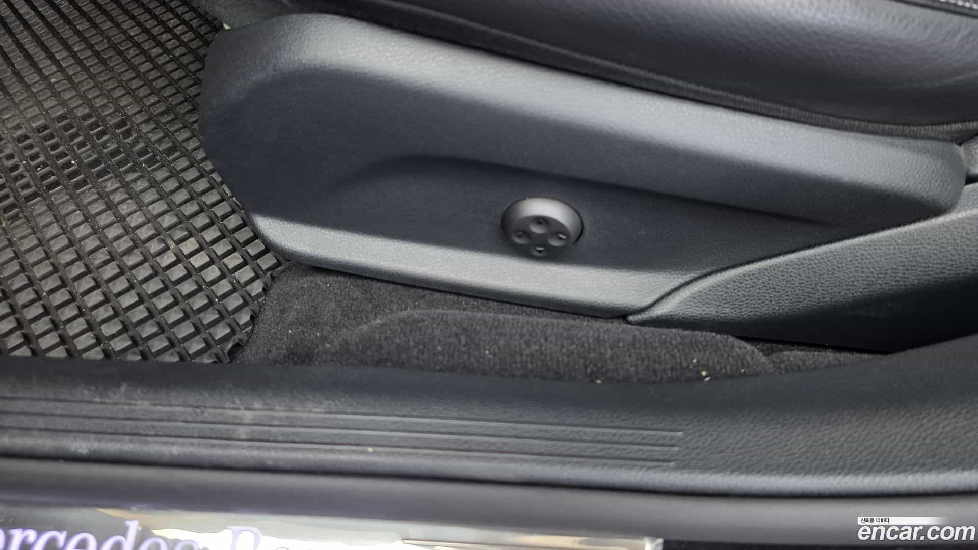 E-Class Mercedes-Benz 2022.3-OPTION-045