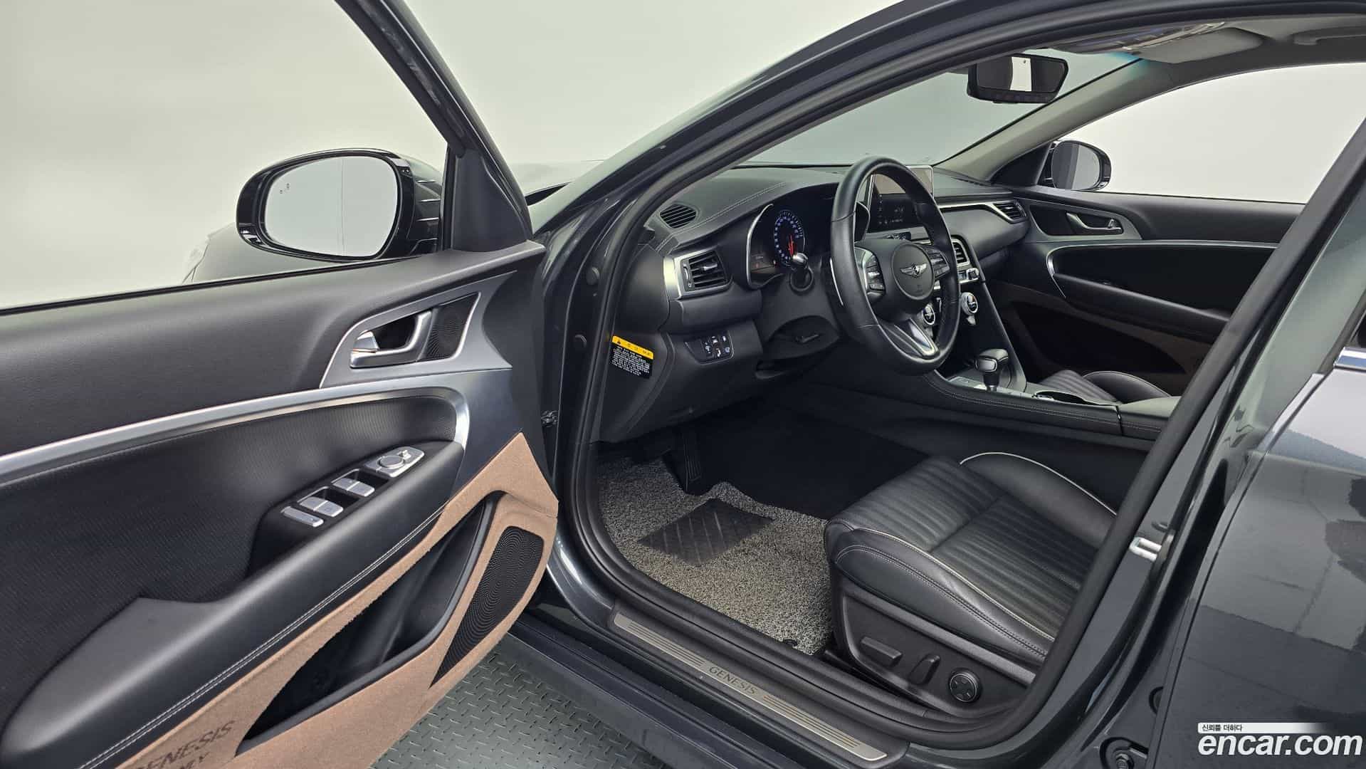 G70 Genesis 2018.10-INNER-010