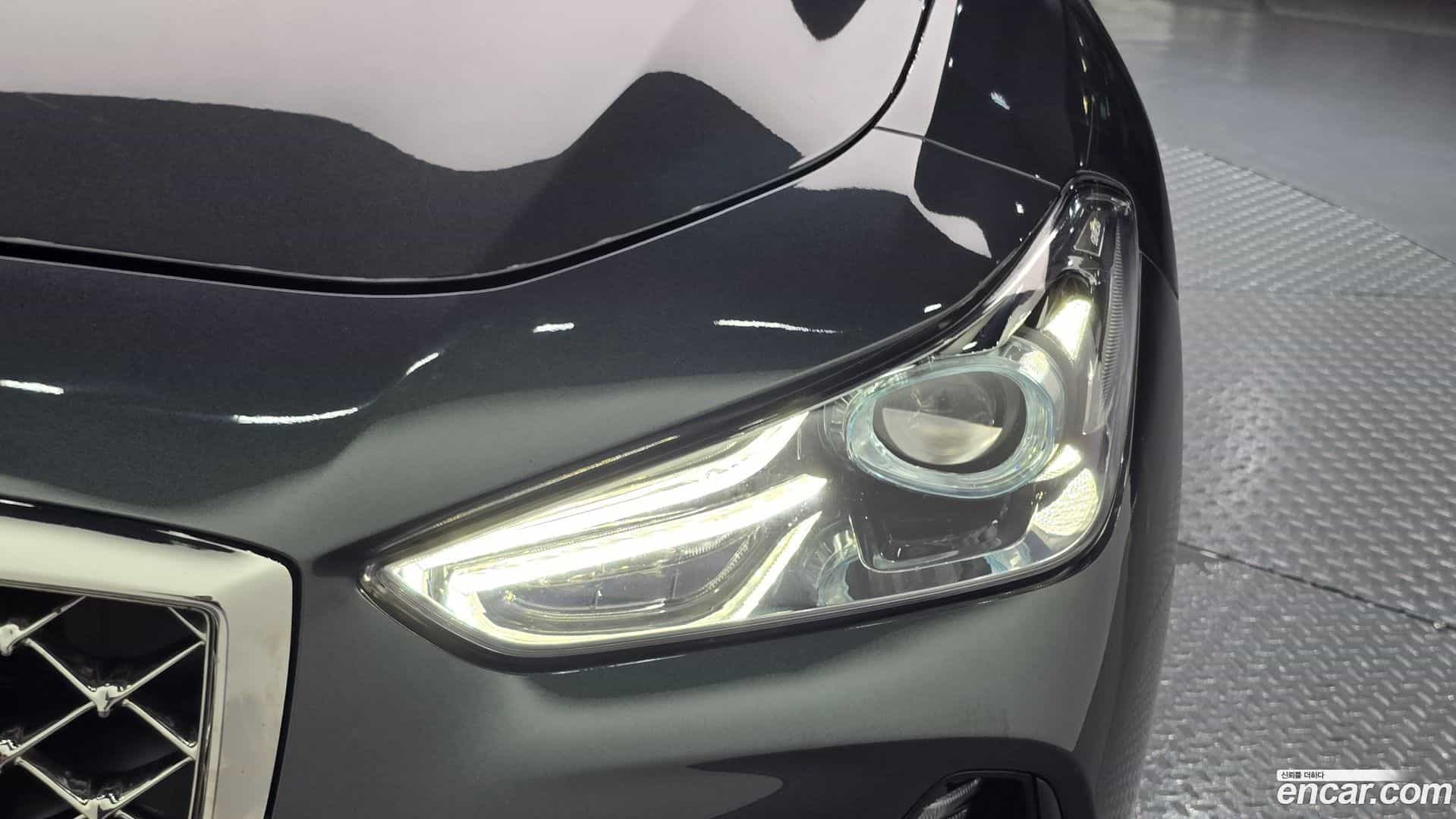 G70 Genesis 2018.10-OUTER-032