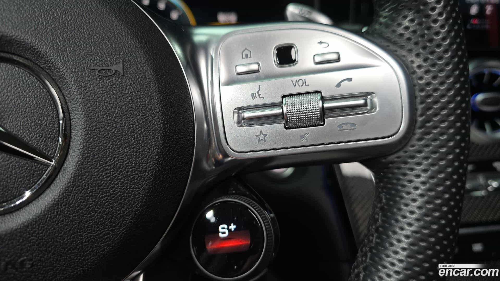 GLC-Class Mercedes-Benz 2020.6-OPTION-043