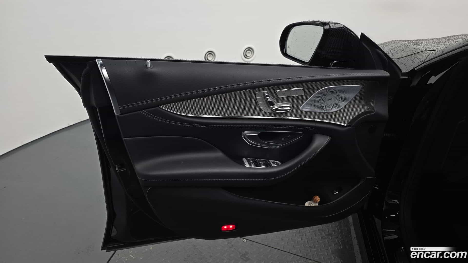 CLS-Class Mercedes-Benz 2023.7-INNER-034