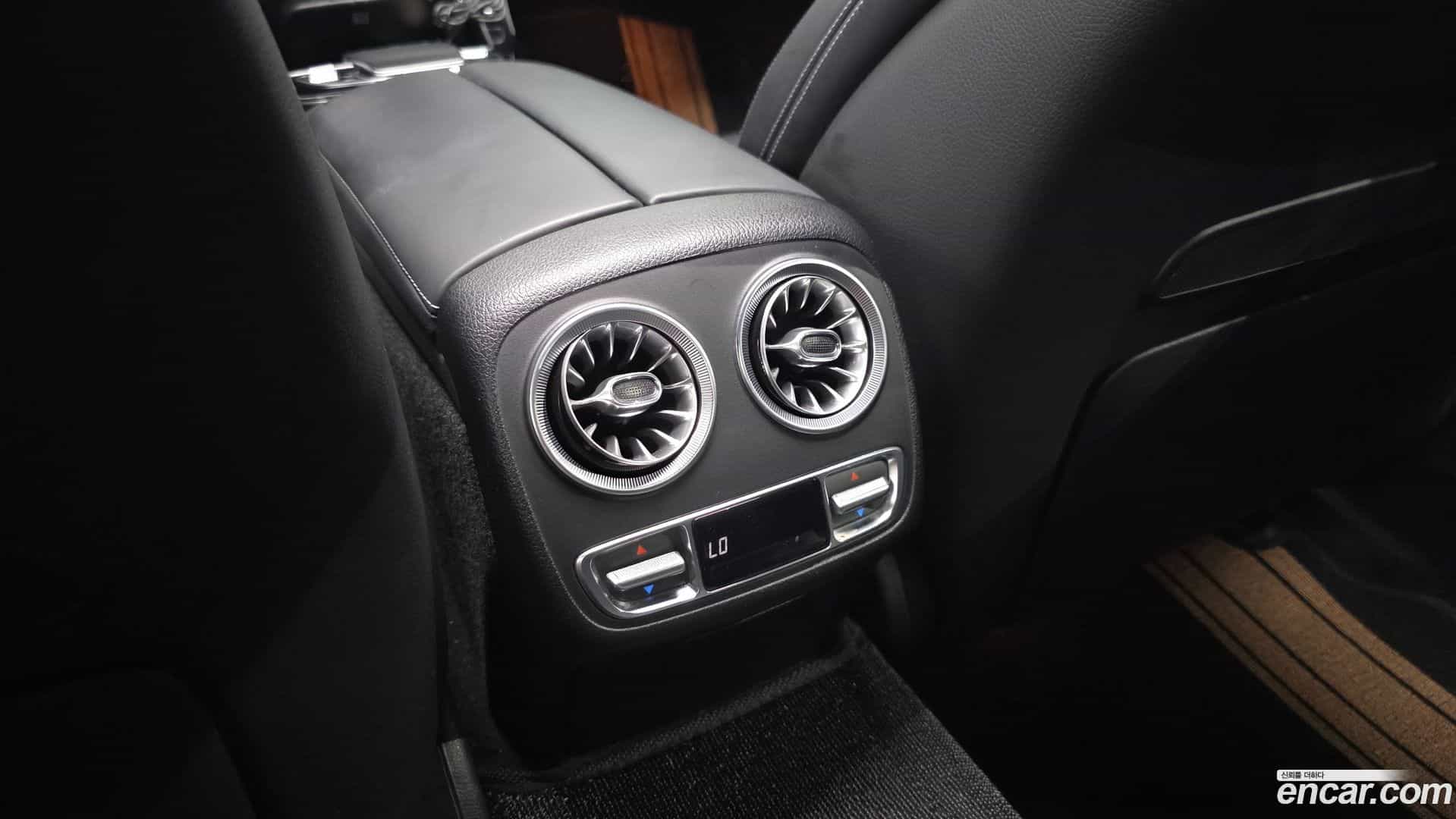 CLS-Class Mercedes-Benz 2023.7-OPTION-048