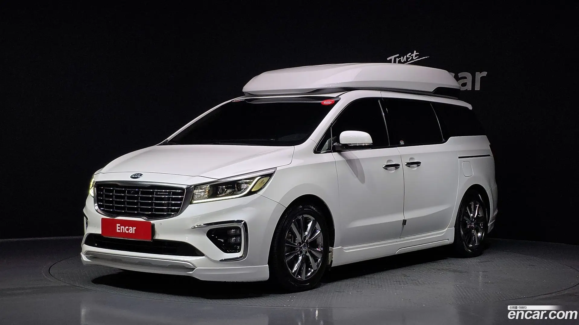 Main__Slider__Photo:Canival Kia 2018.7-0