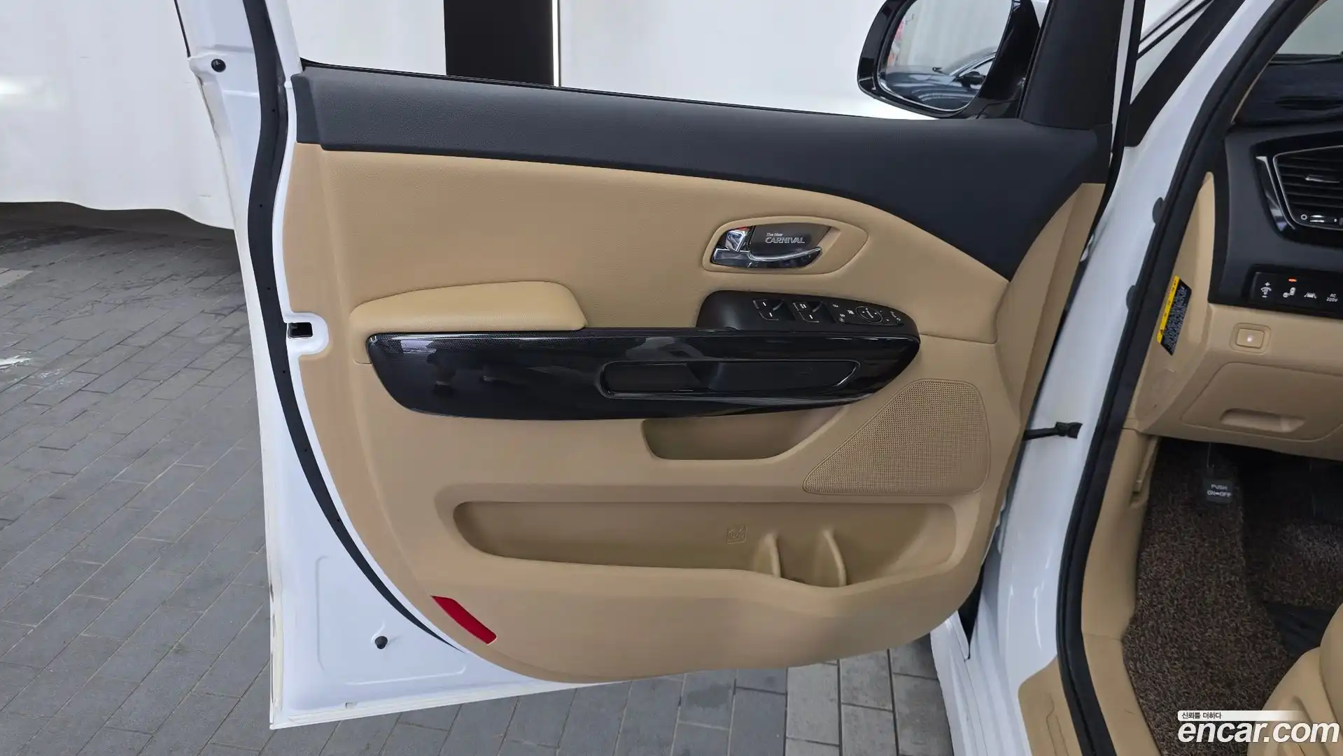 Canival Kia 2018.7-INNER-034