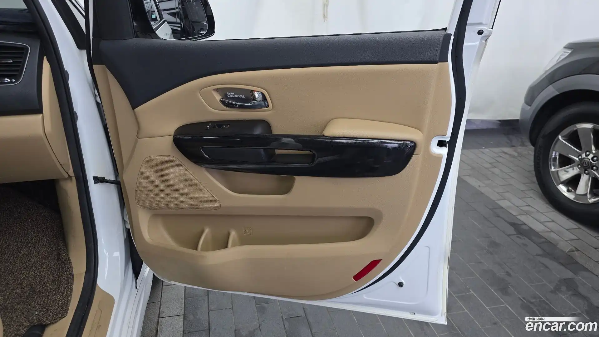 Canival Kia 2018.7-INNER-035