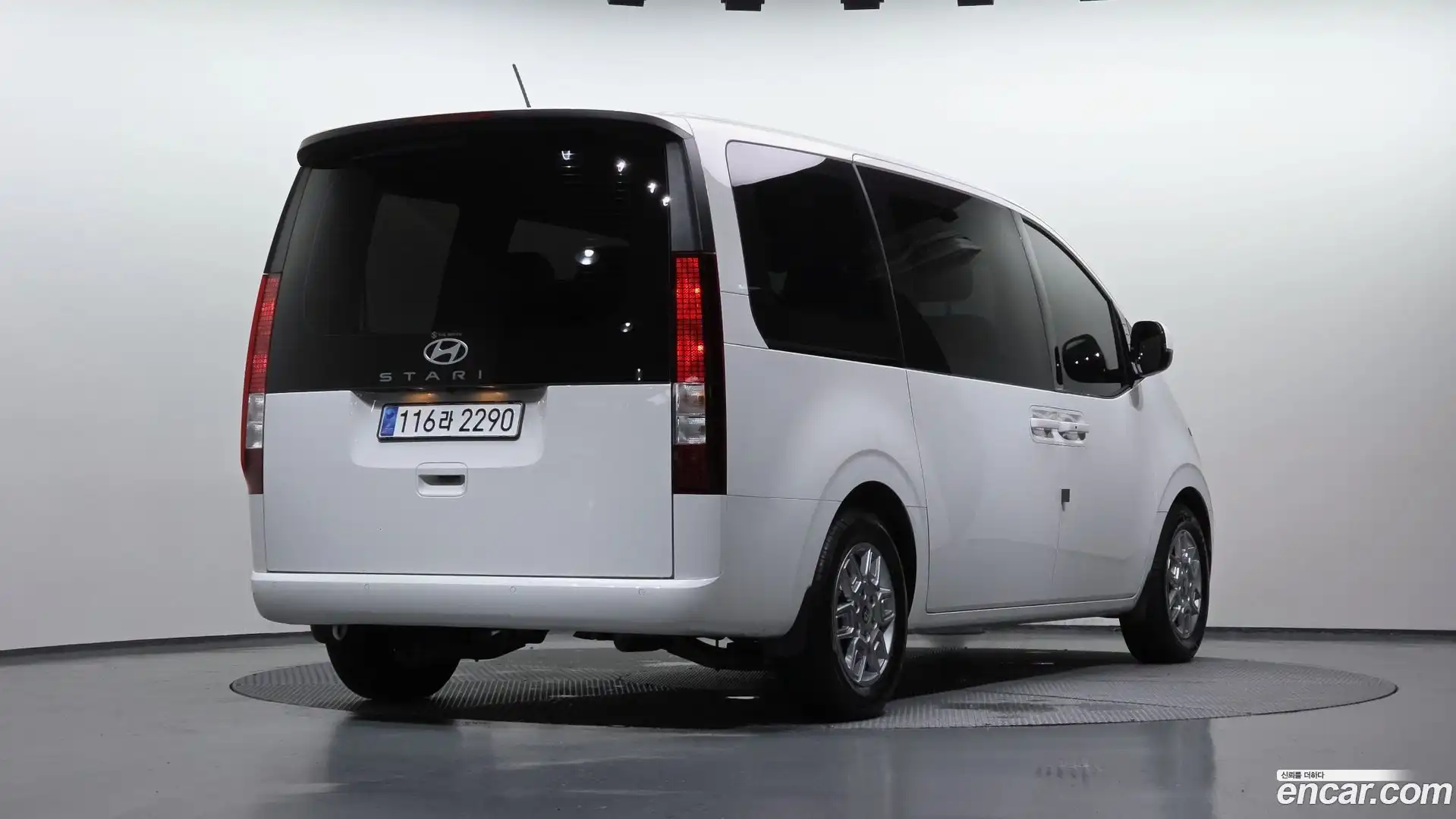 Staria Hyundai 2025.6-OUTER-002