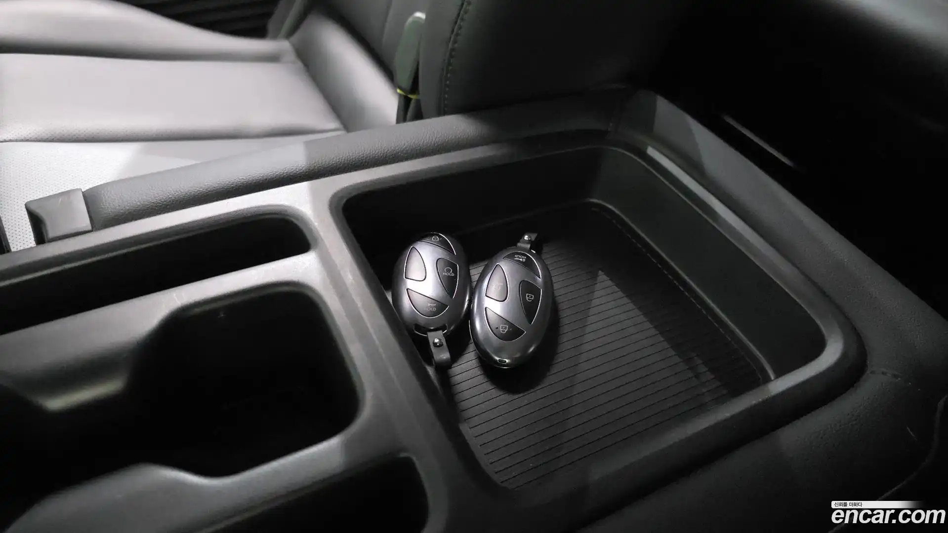 Staria Hyundai 2025.6-OPTION-043