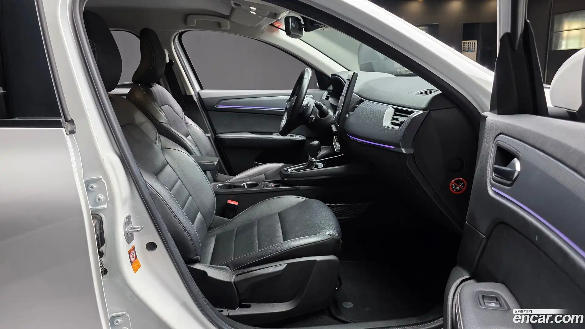 XM3 Renault Korea 2022.5-INNER-036