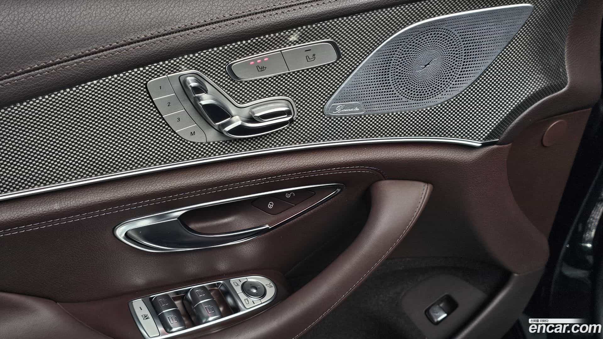 CLS-Class Mercedes-Benz 2019.11-OPTION-042