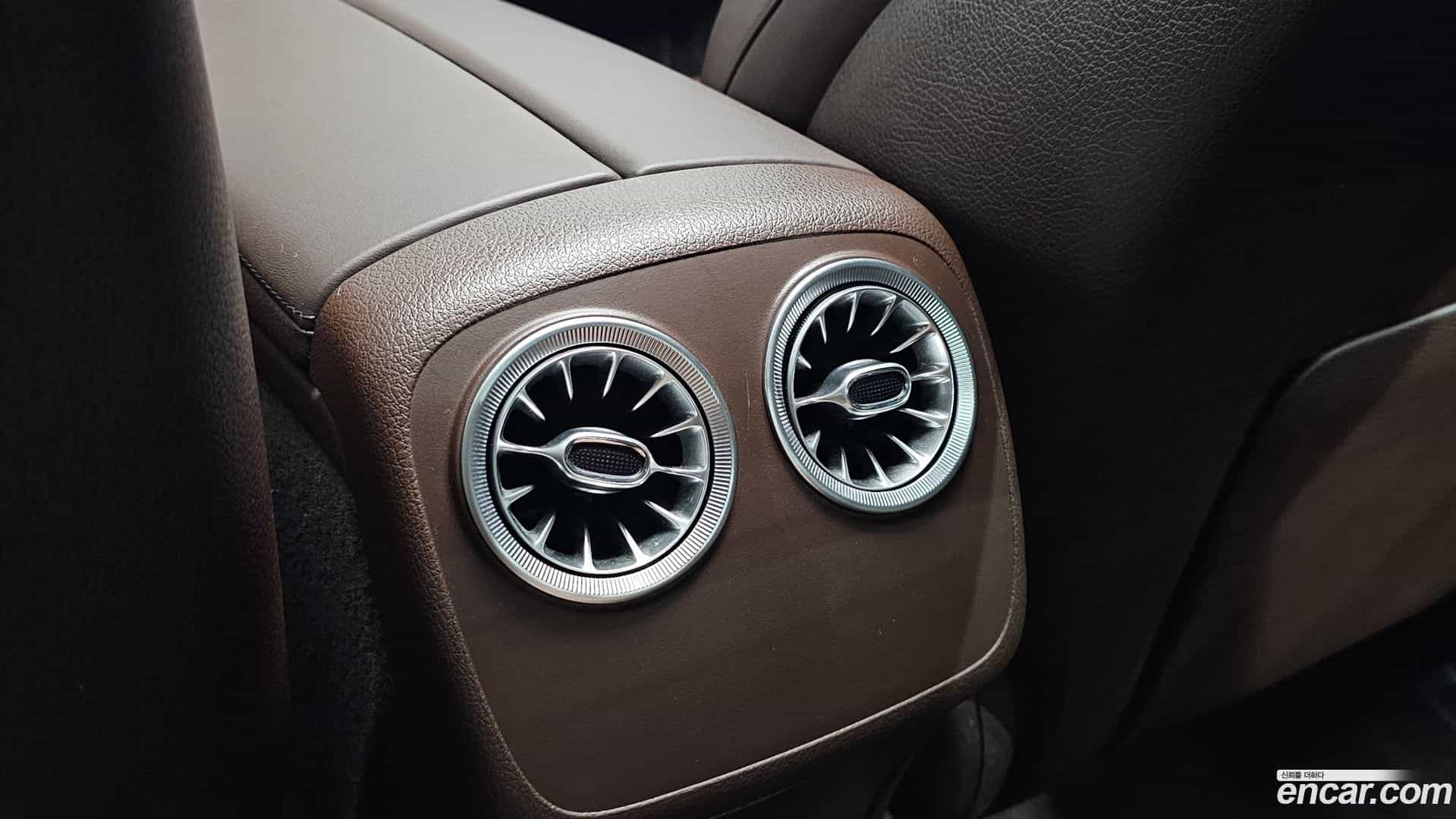 CLS-Class Mercedes-Benz 2019.11-OPTION-043